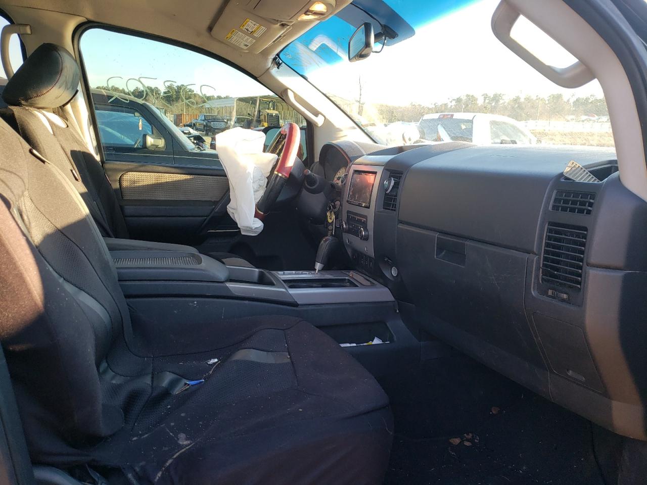 Photo 5 from auction – 2012 NISSAN TITAN with VIN 1N6BA0EC2CN328193