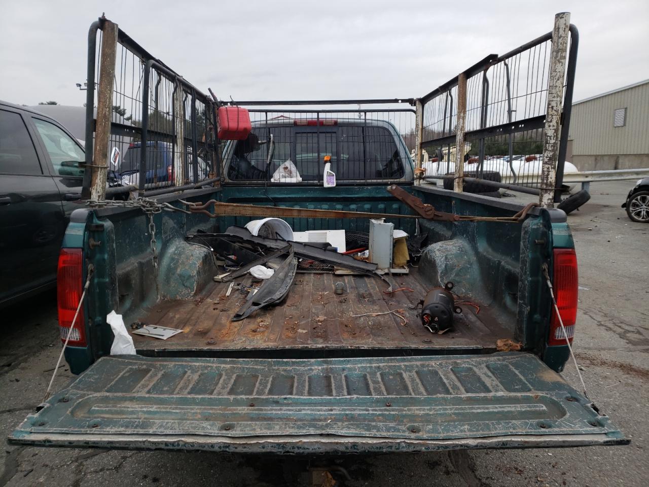 Photo 6 from auction – 1997 FORD F150 with VIN 1FTDF1724VNB65962