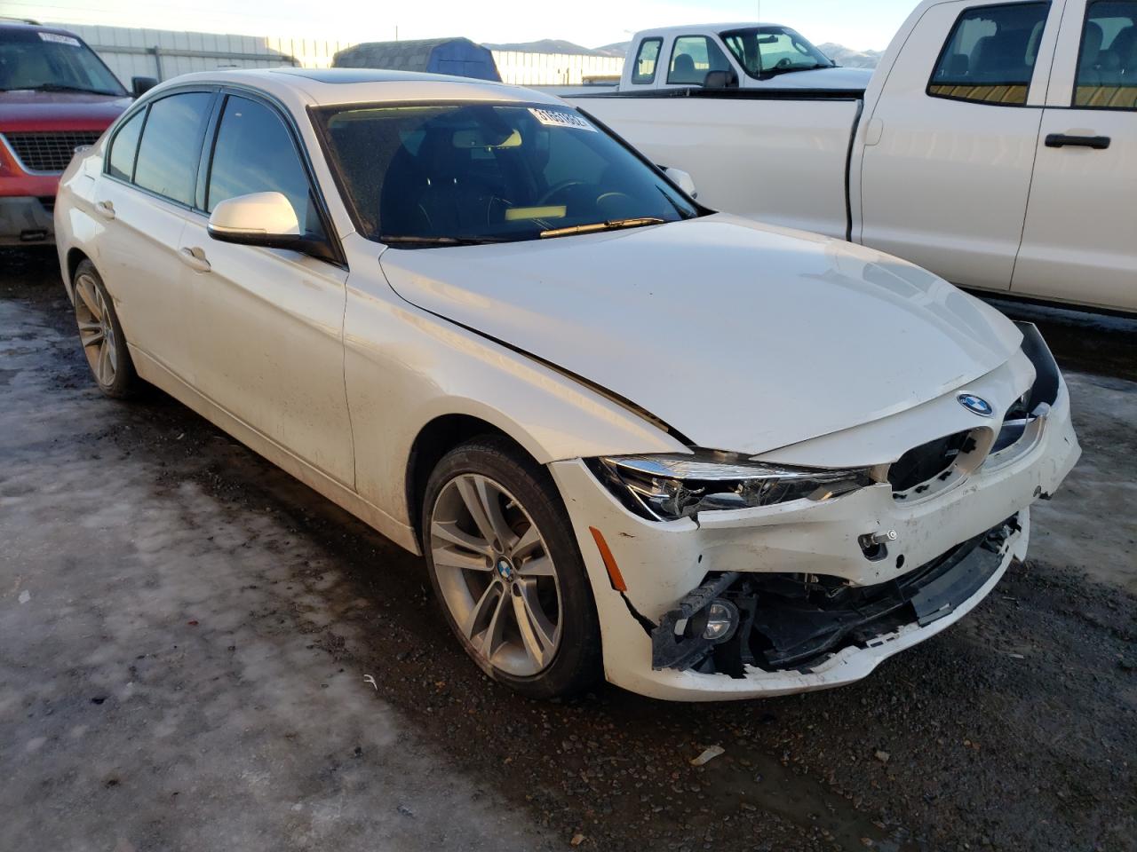 BMW 330 XI 2017 with VIN WBA8D9C34HA005819 - Photo from auction