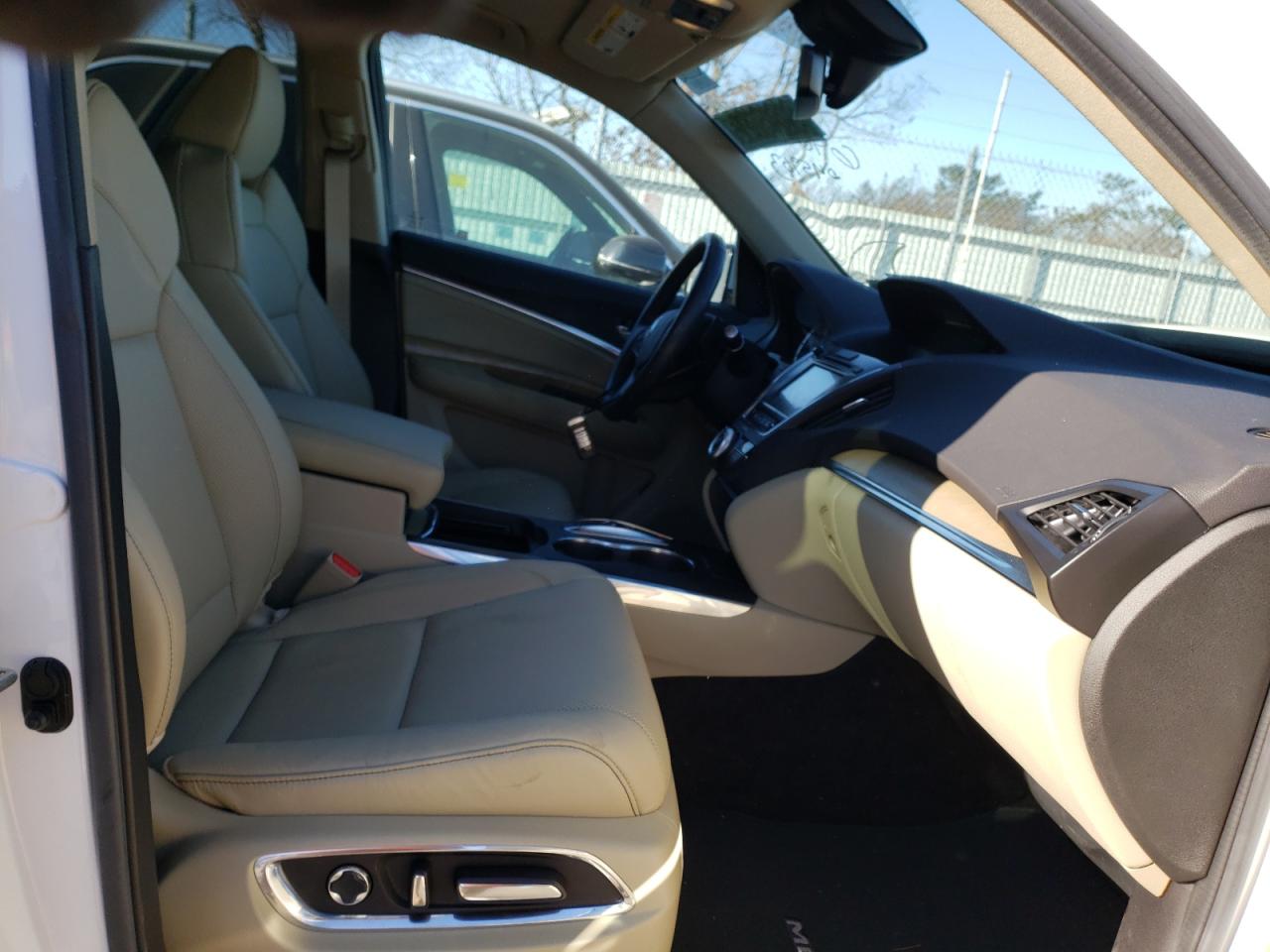 Photo 5 from auction – 2020 ACURA MDX TECHNO with VIN 5J8YD4H54LL045963