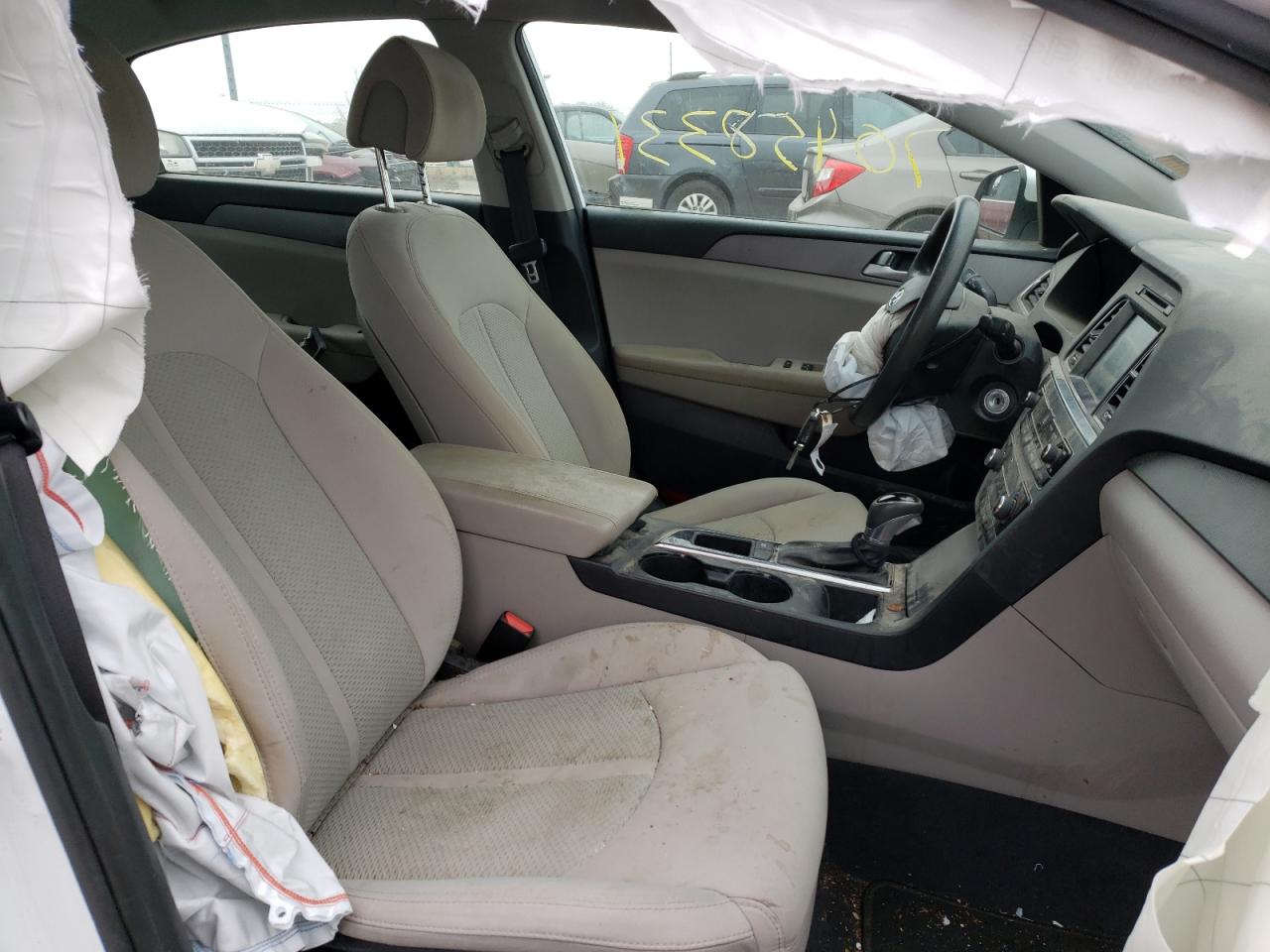 Photo 5 from auction – 2016 HYUNDAI SONATA SE with VIN 5NPE24AF2GH306138
