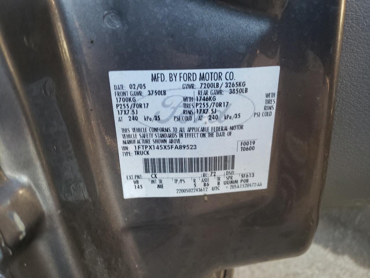 Photo 10 from auction – 2005 FORD F150 with VIN 1FTPX145X5FA89523