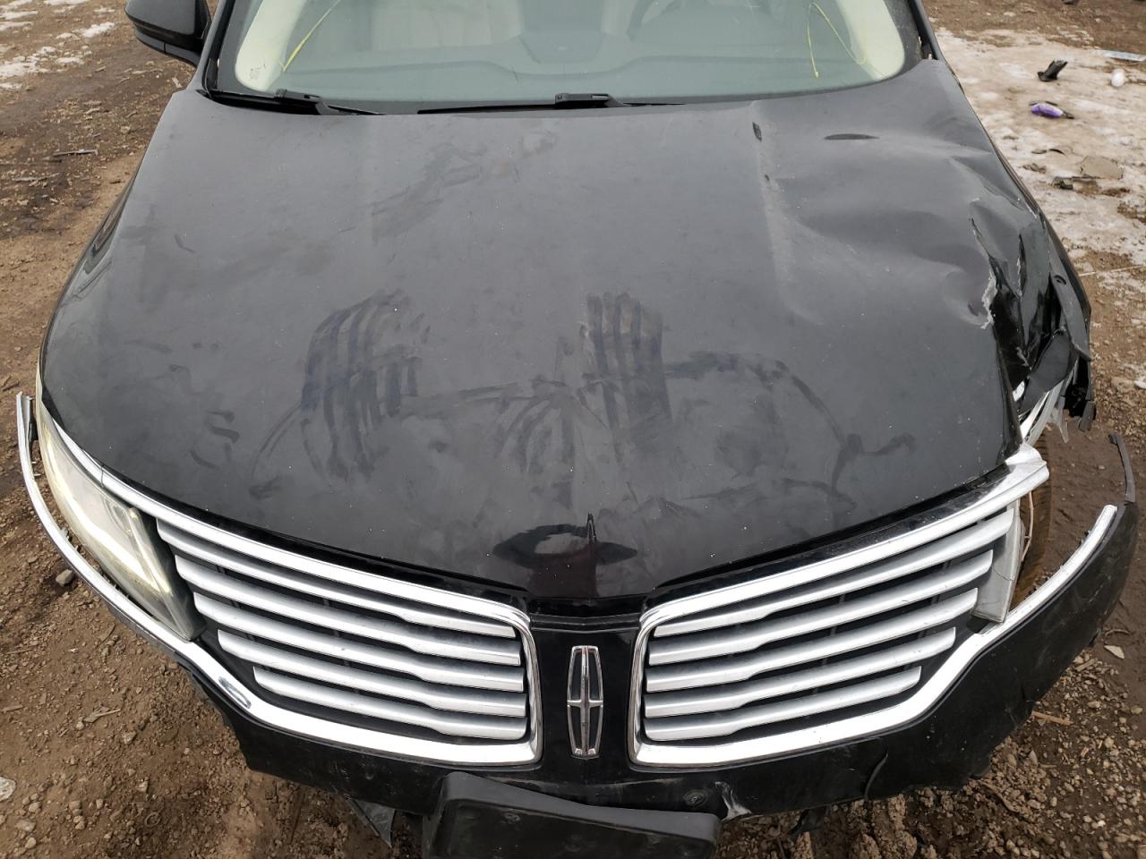 Photo 7 from auction – 2015 LINCOLN MKC with VIN 5LMCJ2A99FUJ18352