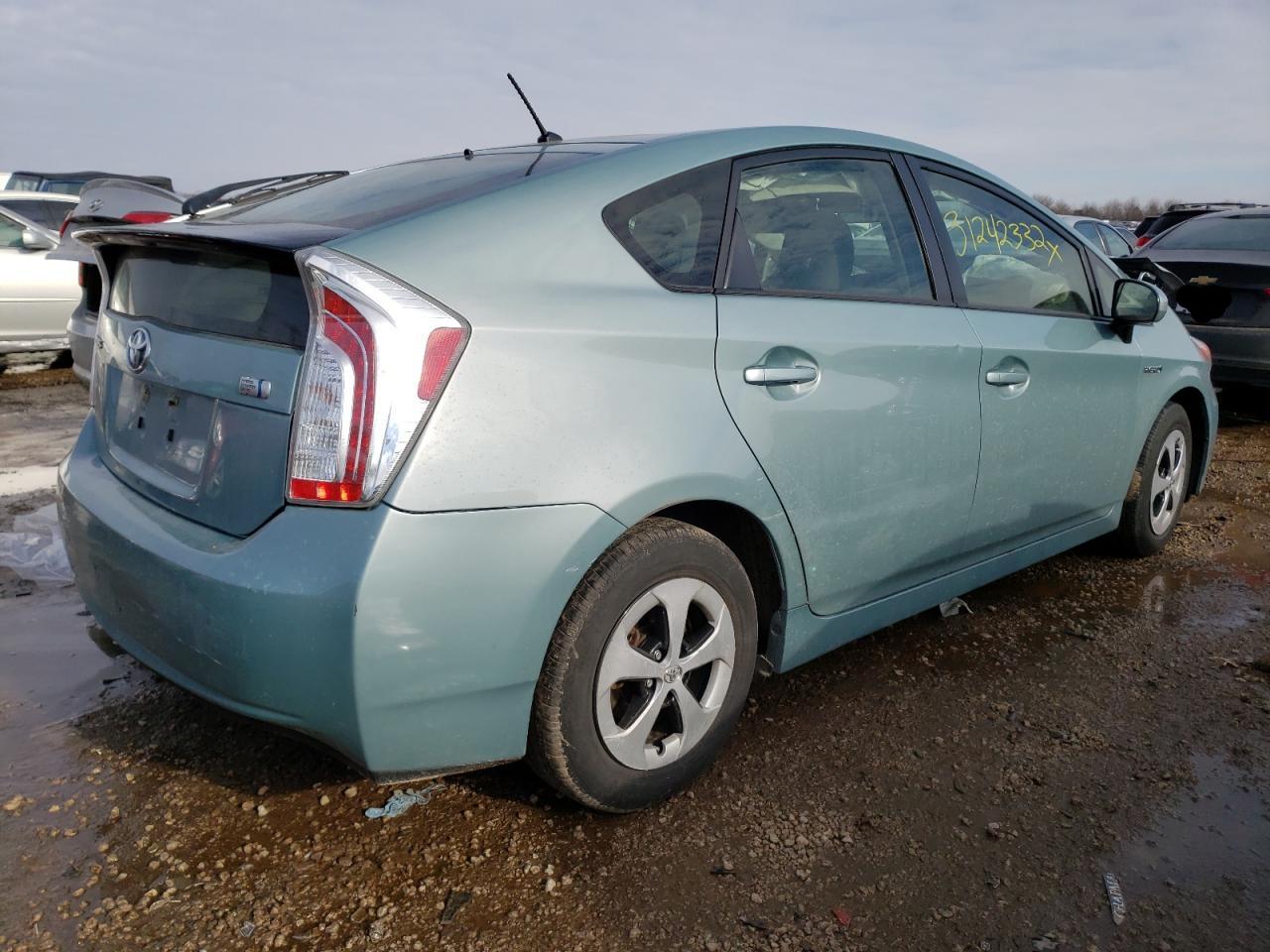 Photo 4 from auction – 2014 TOYOTA PRIUS with VIN JTDKN3DU8E1767041