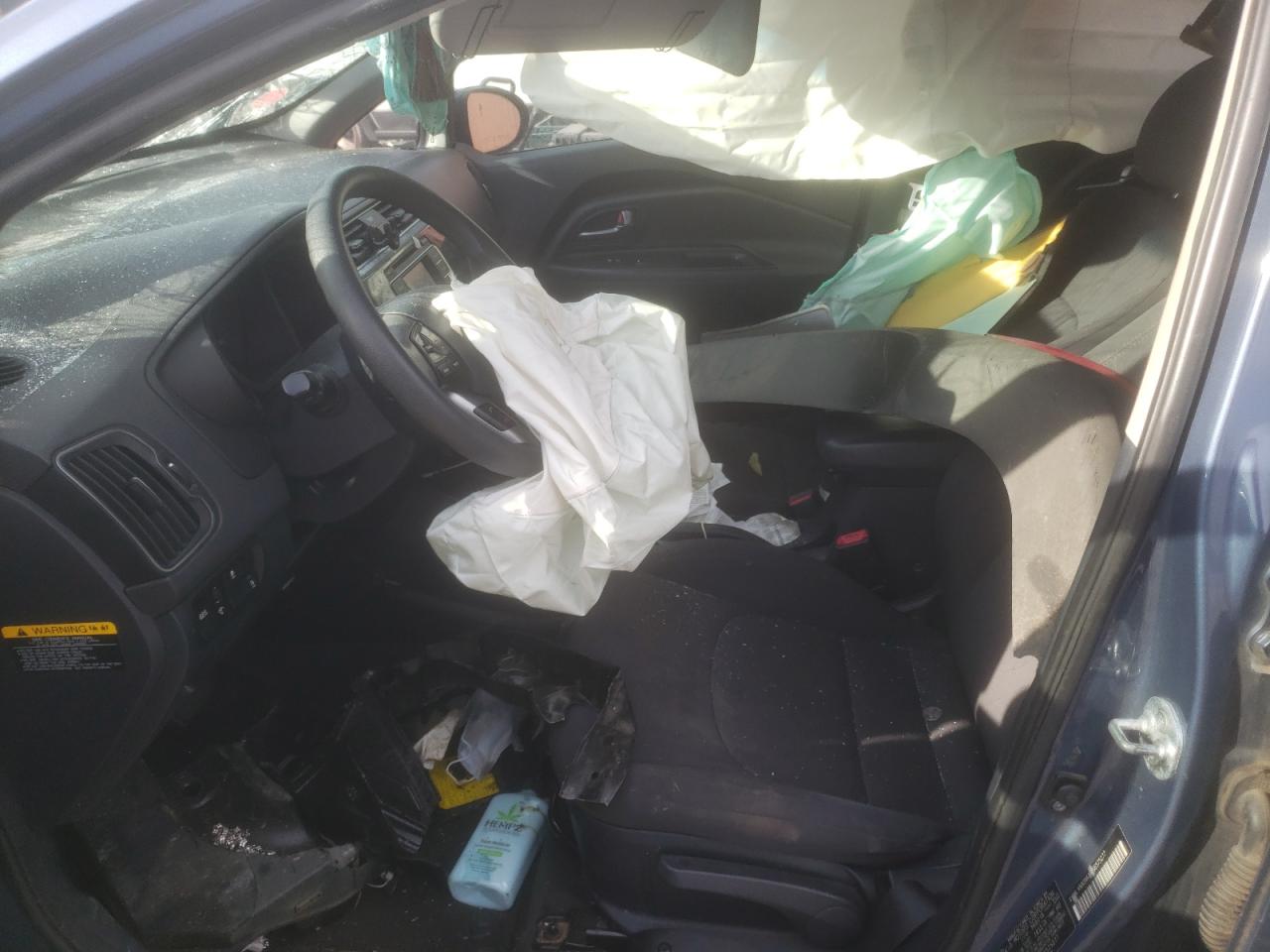 Photo 5 from auction – 2016 KIA RIO EX with VIN KNADN4A31G6575277