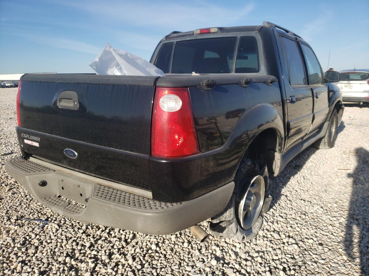 Photo 4 from auction – 2002 FORD EXPLORER S with VIN 1FMZU67E52UB31108