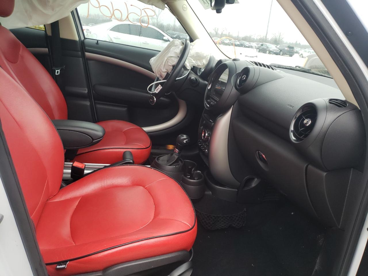 Photo 5 from auction – 2015 MINI COOPER COU with VIN WMWZB3C57FWR43645
