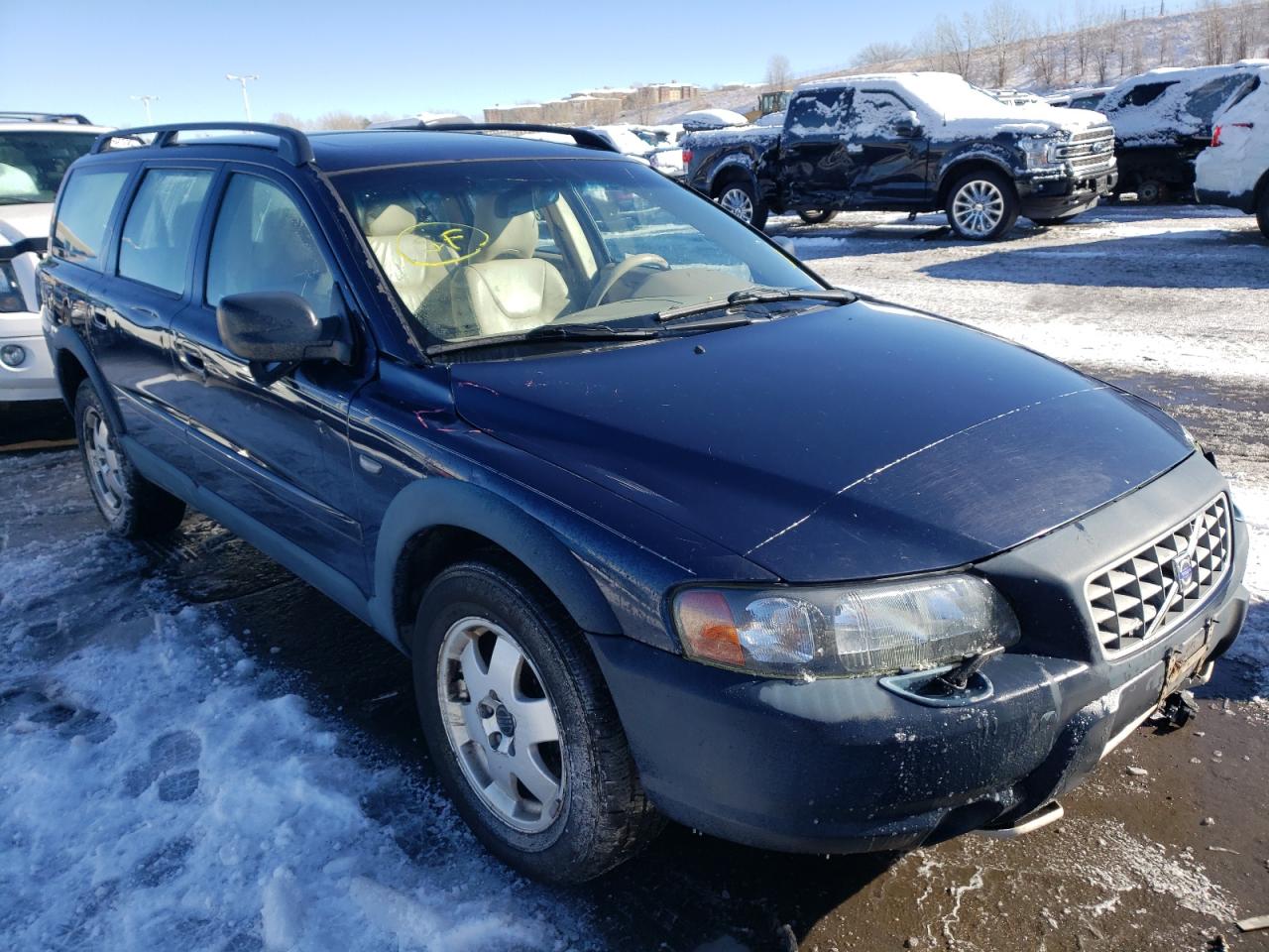 Photo 1 from auction – 2002 VOLVO V70 XC with VIN YV1SZ58D221072019