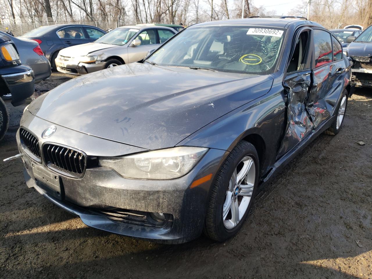 Photo 2 from auction – 2013 BMW 3 SERIES with VIN WBA3B5C57DF591598