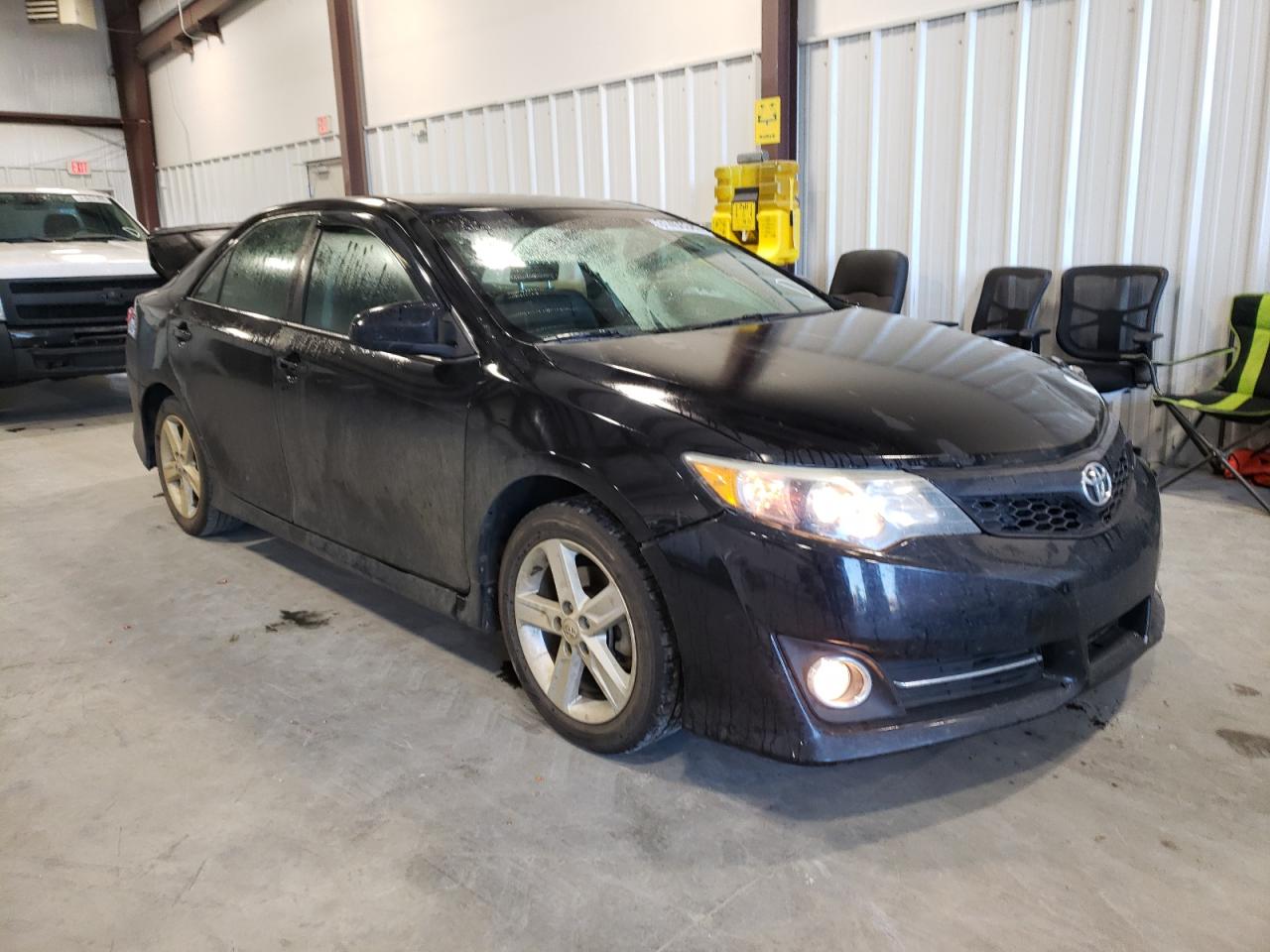 TOYOTA CAMRY L 2014 with VIN 4T1BF1FK3EU337585 - Photo from auction