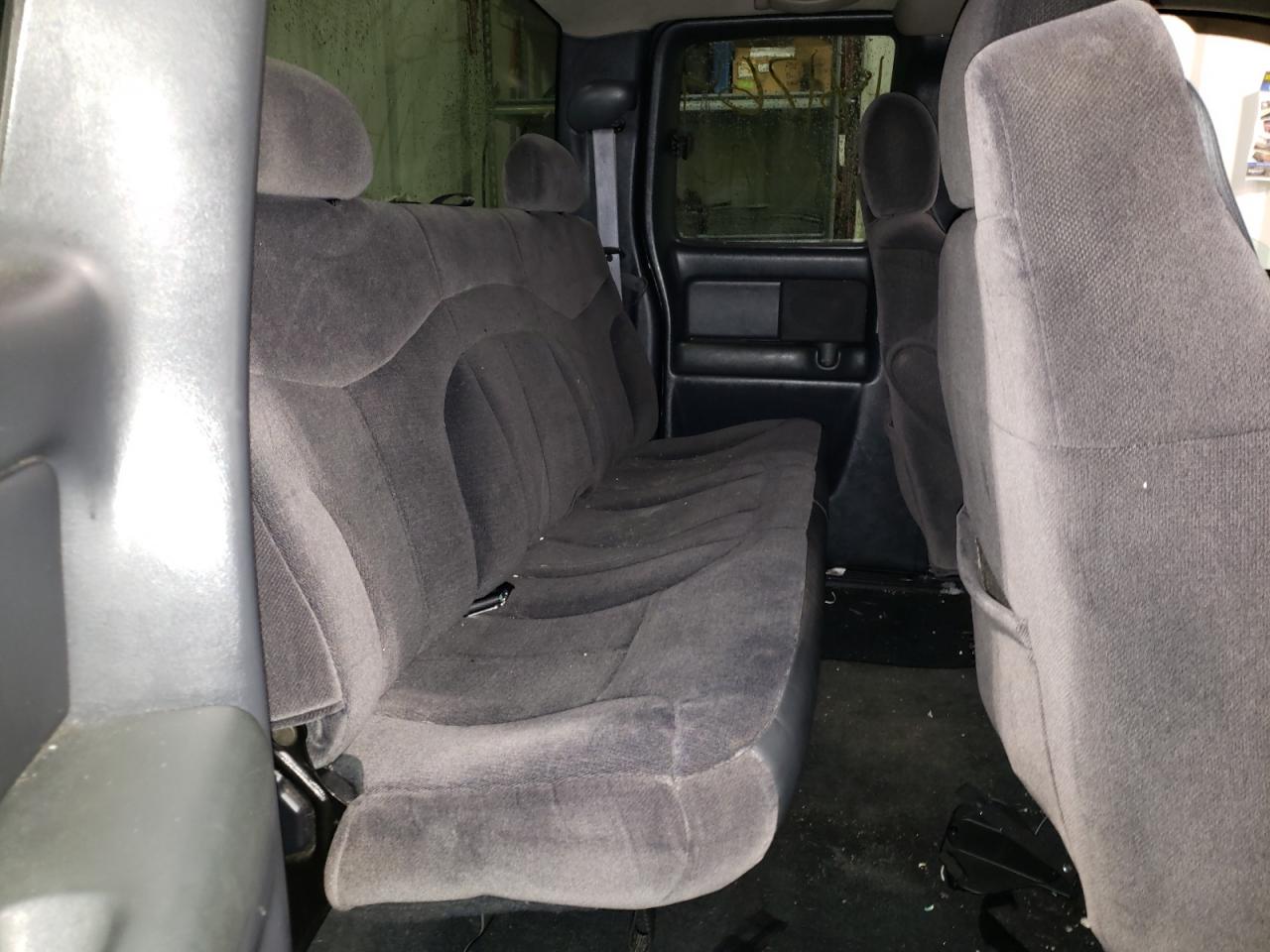 Photo 6 from auction – 2002 GMC NEW SIERRA with VIN 2GTEC19T521121050
