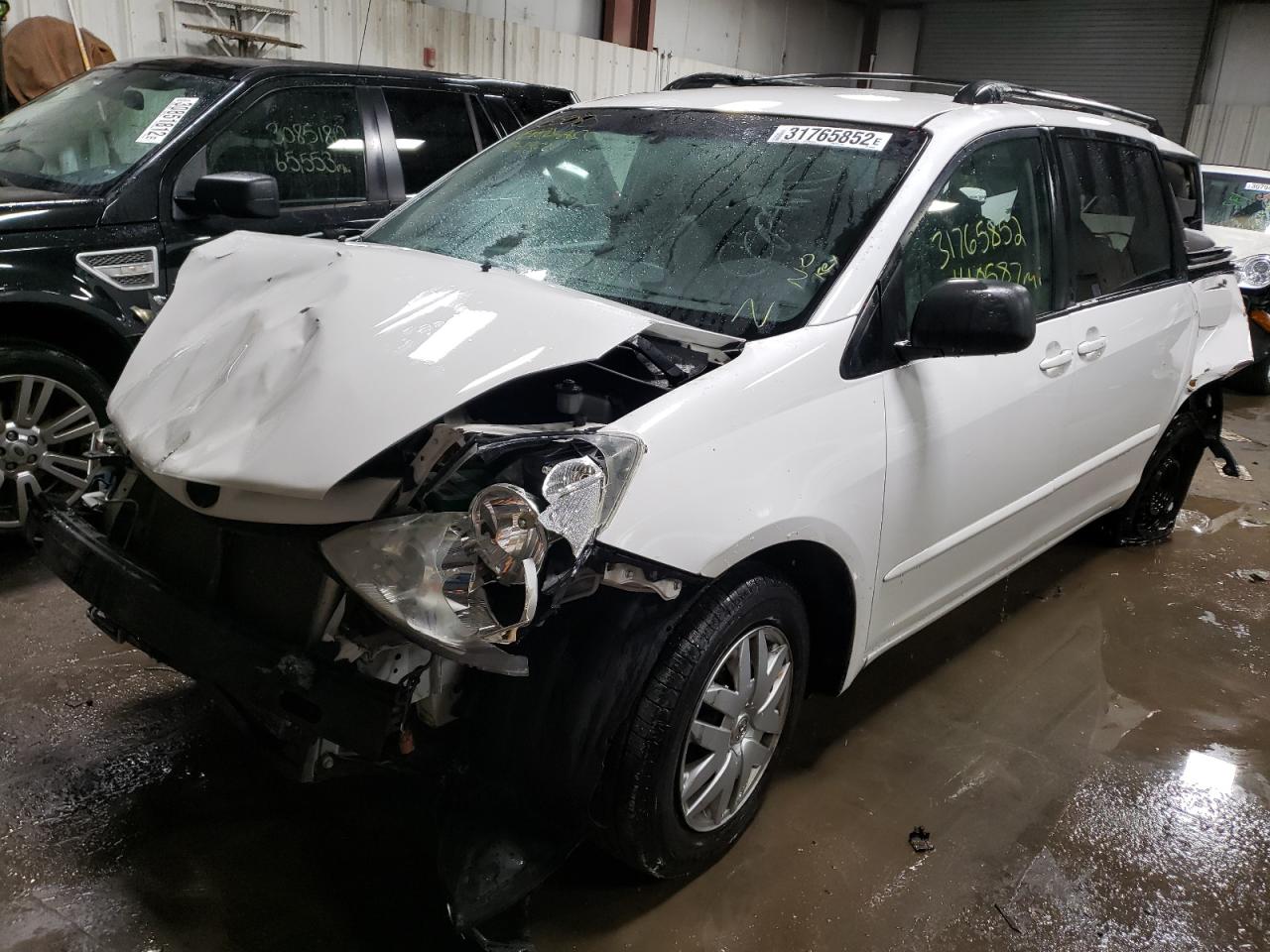 Photo 2 from auction – 2007 TOYOTA SIENNA CE with VIN 5TDZK23C57S074606