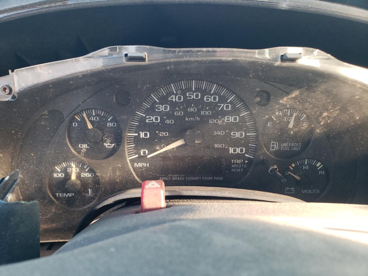 Photo 8 from auction – 2000 CHEVROLET ASTRO with VIN 1GCDM19W1YB179782