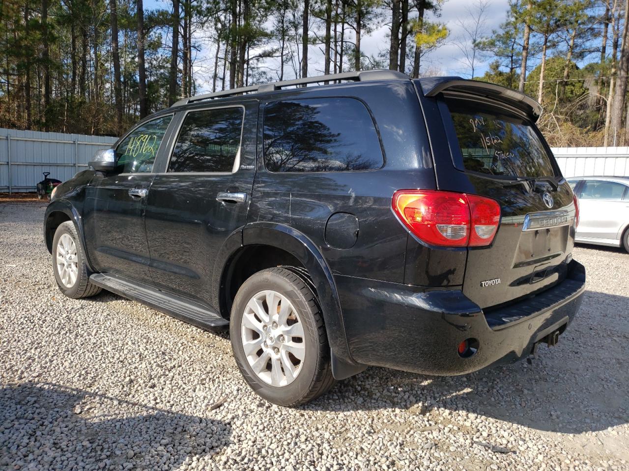 Photo 3 from auction – 2010 TOYOTA SEQUOIA PL with VIN 5TDYY5G11AS023227