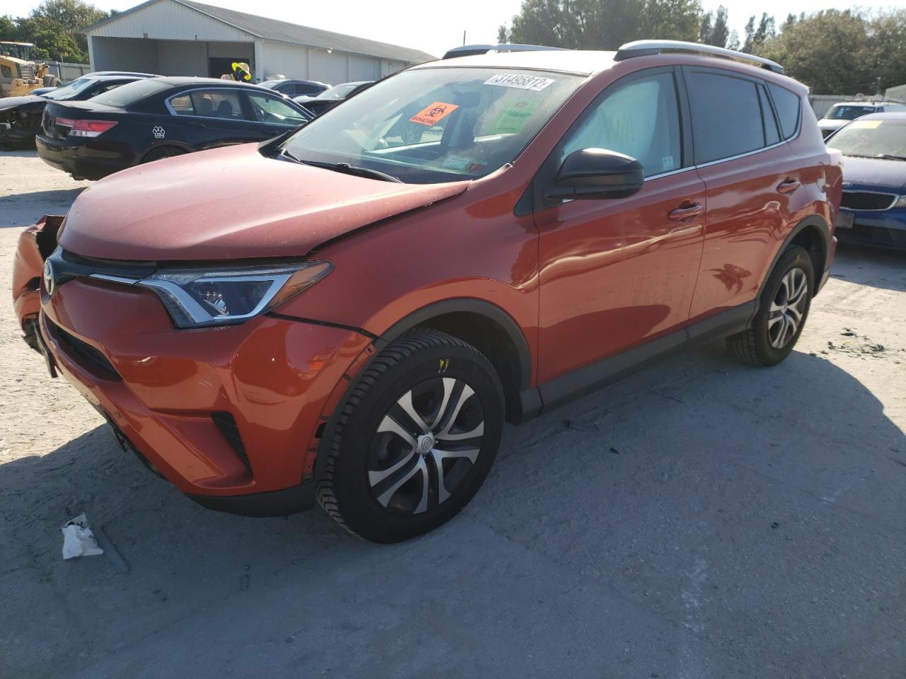 Photo 2 from auction – 2016 TOYOTA RAV4 LE with VIN 2T3BFREV1GW417388