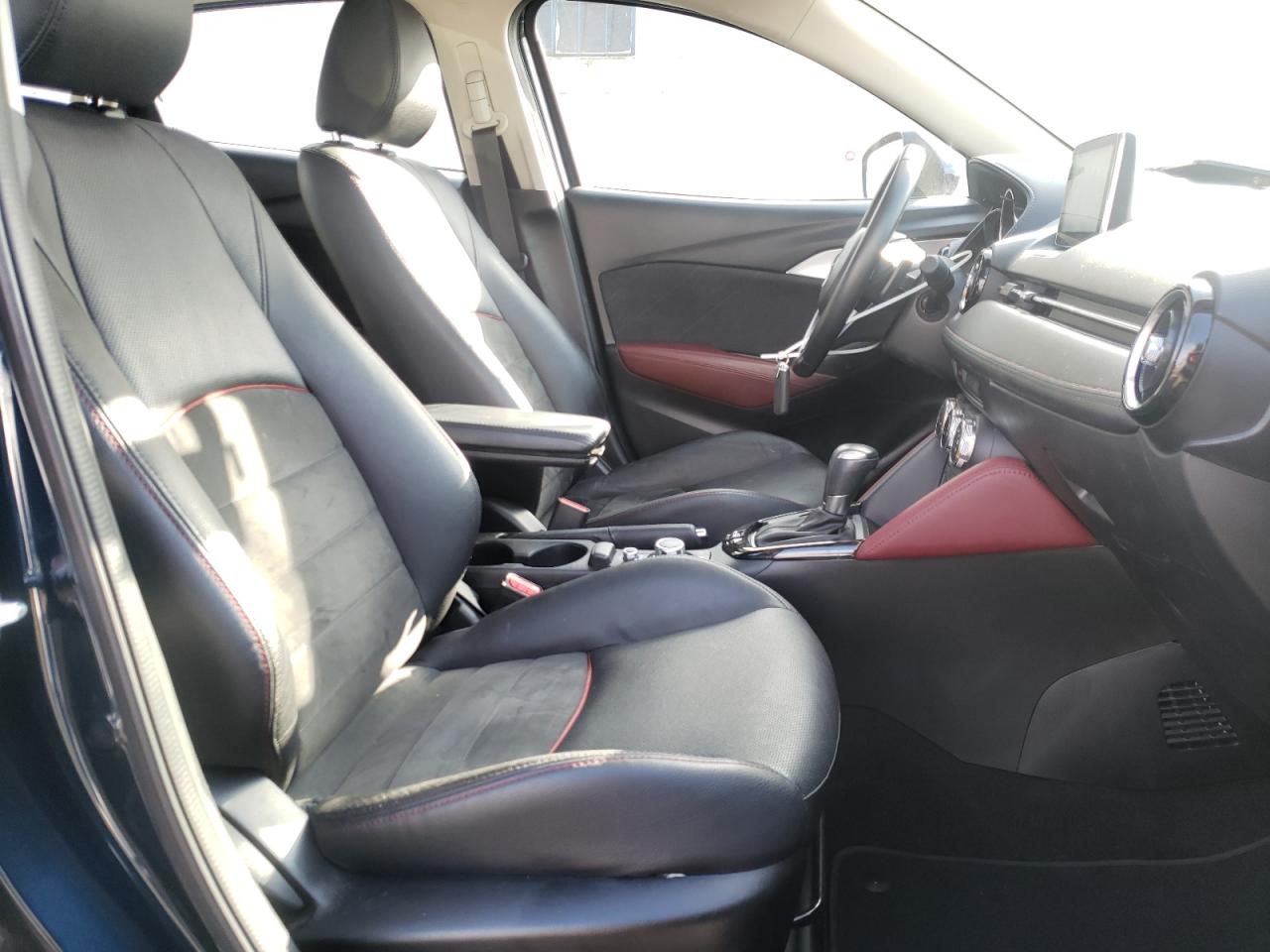 Photo 5 from auction – 2016 MAZDA CX-3 GRAND with VIN JM1DKBD79G0126401