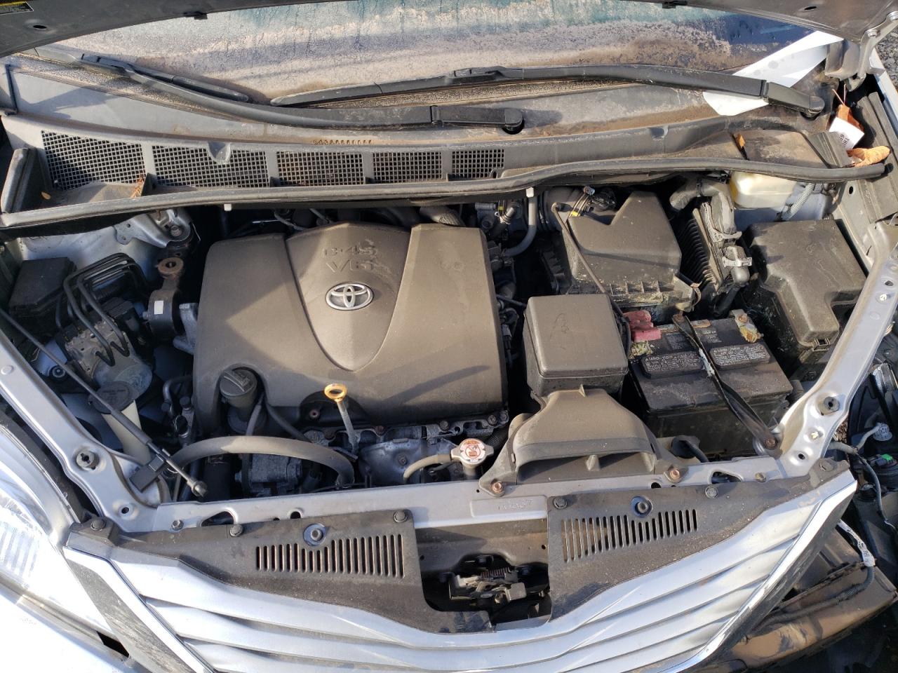 Photo 7 from auction – 2017 TOYOTA SIENNA LE with VIN 5TDKZ3DC8HS787518