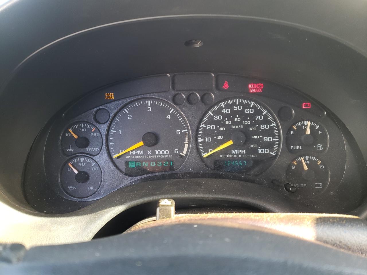 Photo 8 from auction – 2000 CHEVROLET BLAZER with VIN 1GNDT13WXY2163373