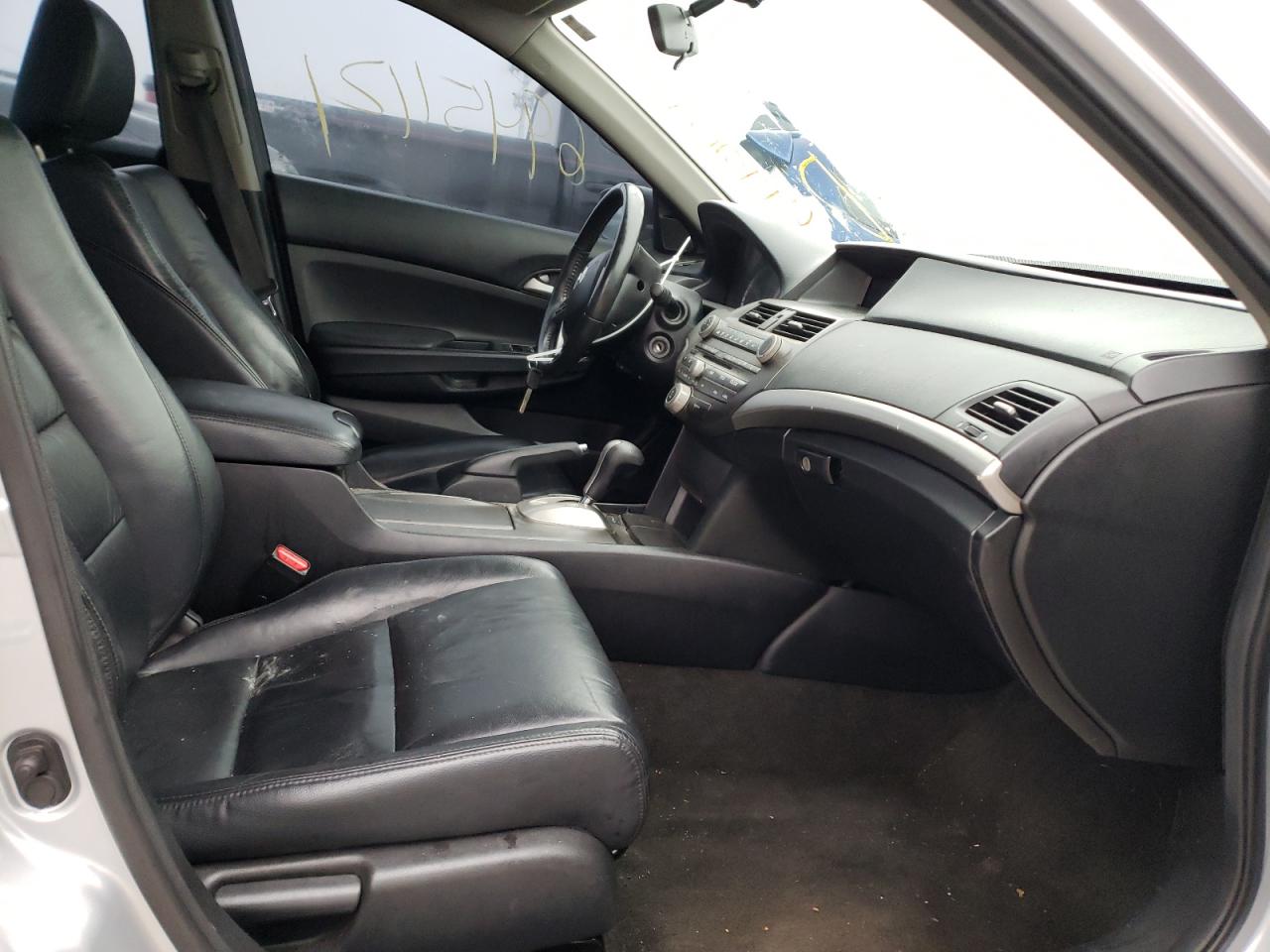 Photo 5 from auction – 2011 HONDA ACCORD SE with VIN 1HGCP2F60BA115132