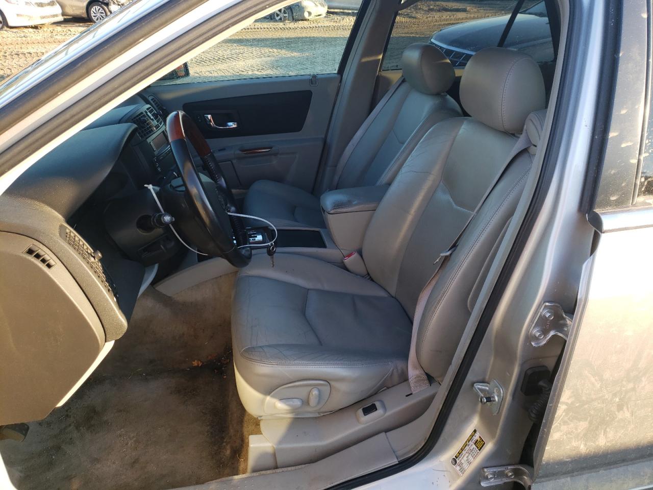 Photo 5 from auction – 2005 CADILLAC SRX with VIN 1GYEE637650113245