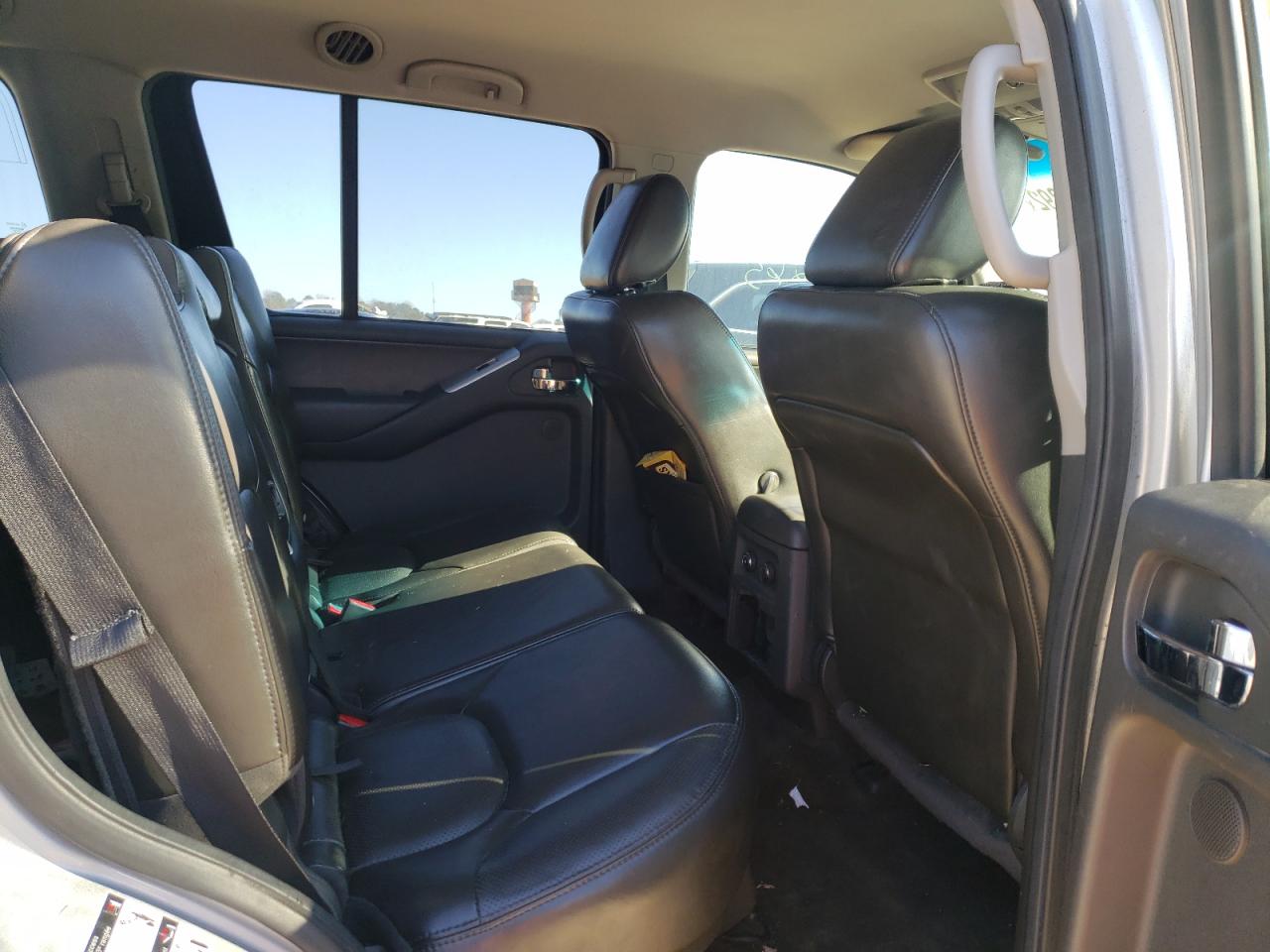 Photo 6 from auction – 2012 NISSAN PATHFINDER with VIN 5N1AR1NB5CC600814