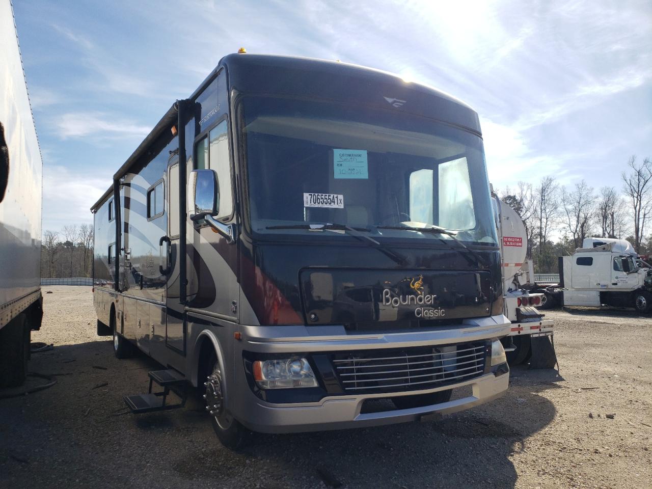 BOUN FLEETWOOD 2013 with VIN 1F66F5DY6C0A06057 - Photo from auction