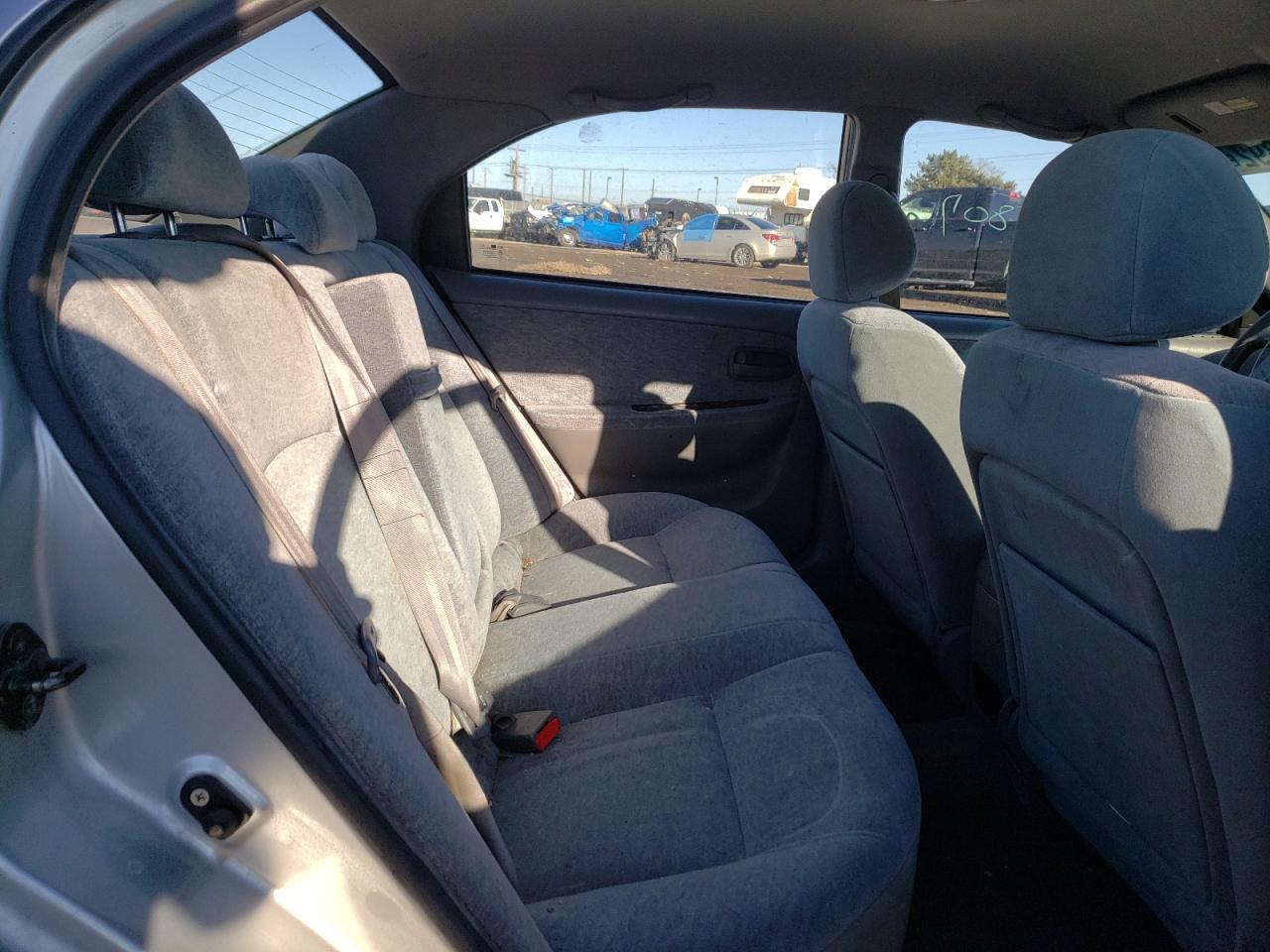 Photo 6 from auction – 2003 KIA OPTIMA LX with VIN KNAGD128835236444