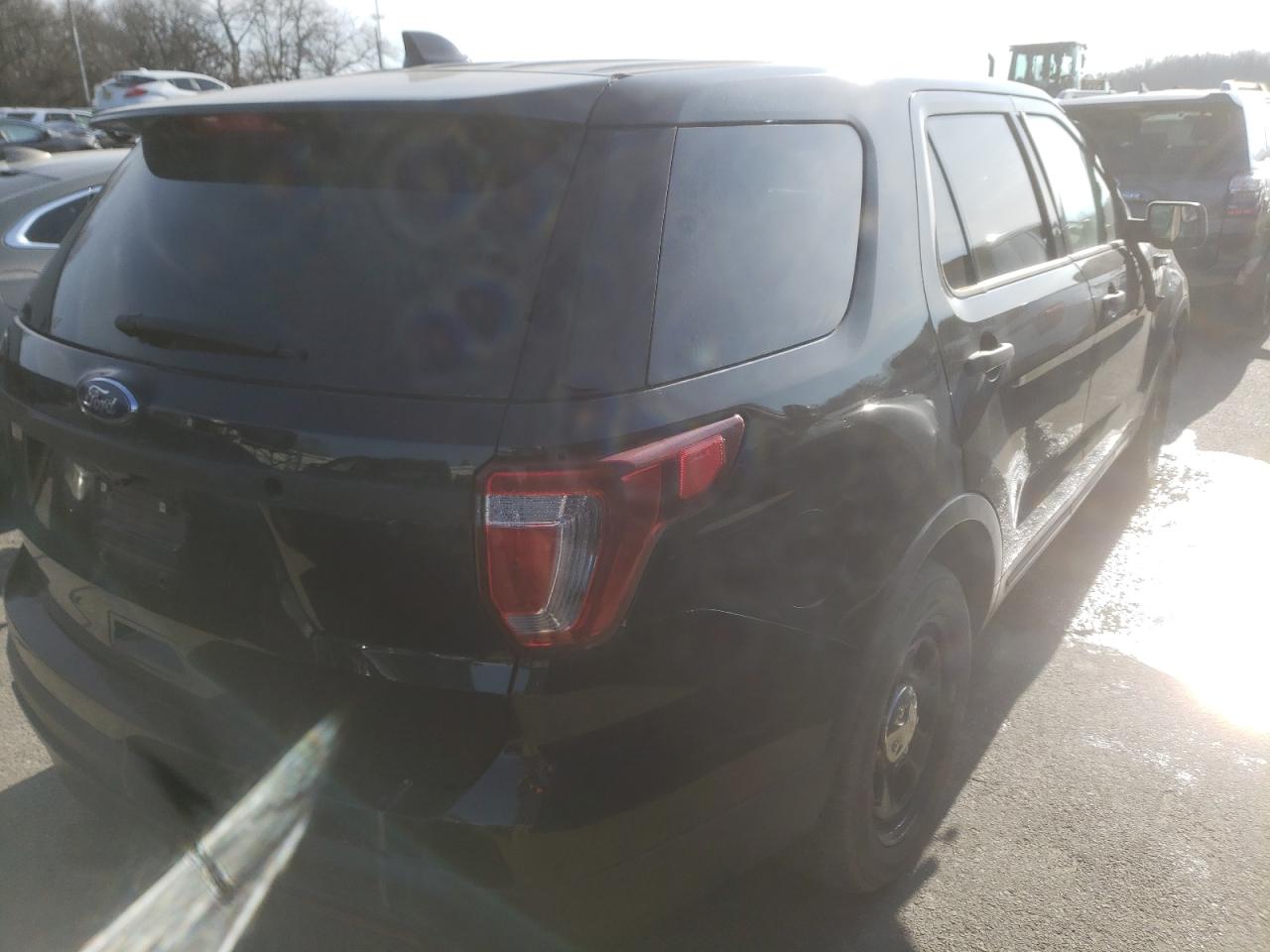 Photo 4 from auction – 2017 FORD EXPLORER P with VIN 1FM5K8AR5HGA44196