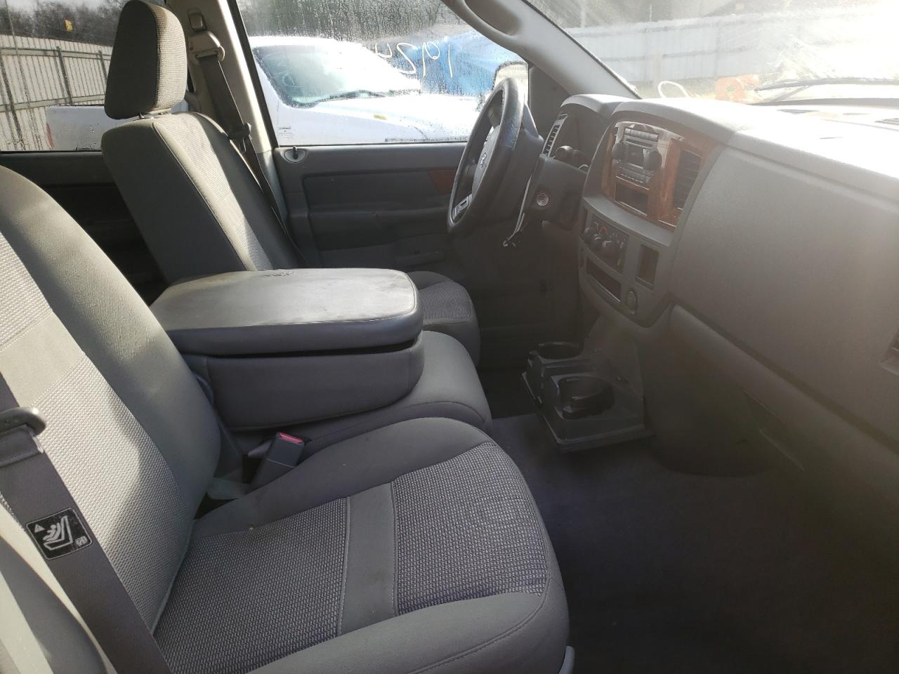Photo 5 from auction – 2006 DODGE RAM 1500 S with VIN 1D7HA18N76S649416