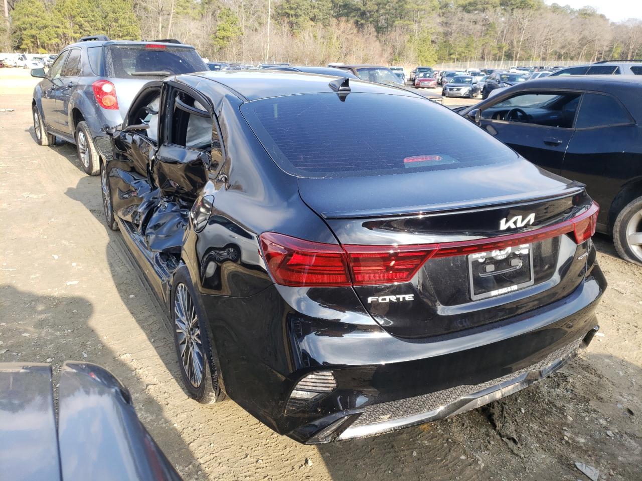 Photo 3 from auction – 2022 KIA FORTE EX with VIN 3KPF54AD7NE427517