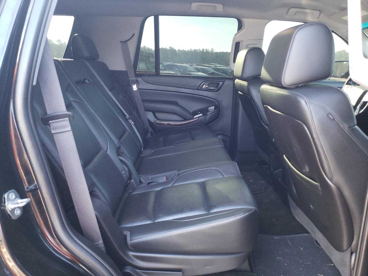 Photo 6 from auction – 2016 GMC YUKON SLT with VIN 1GKS2BKC8GR445022