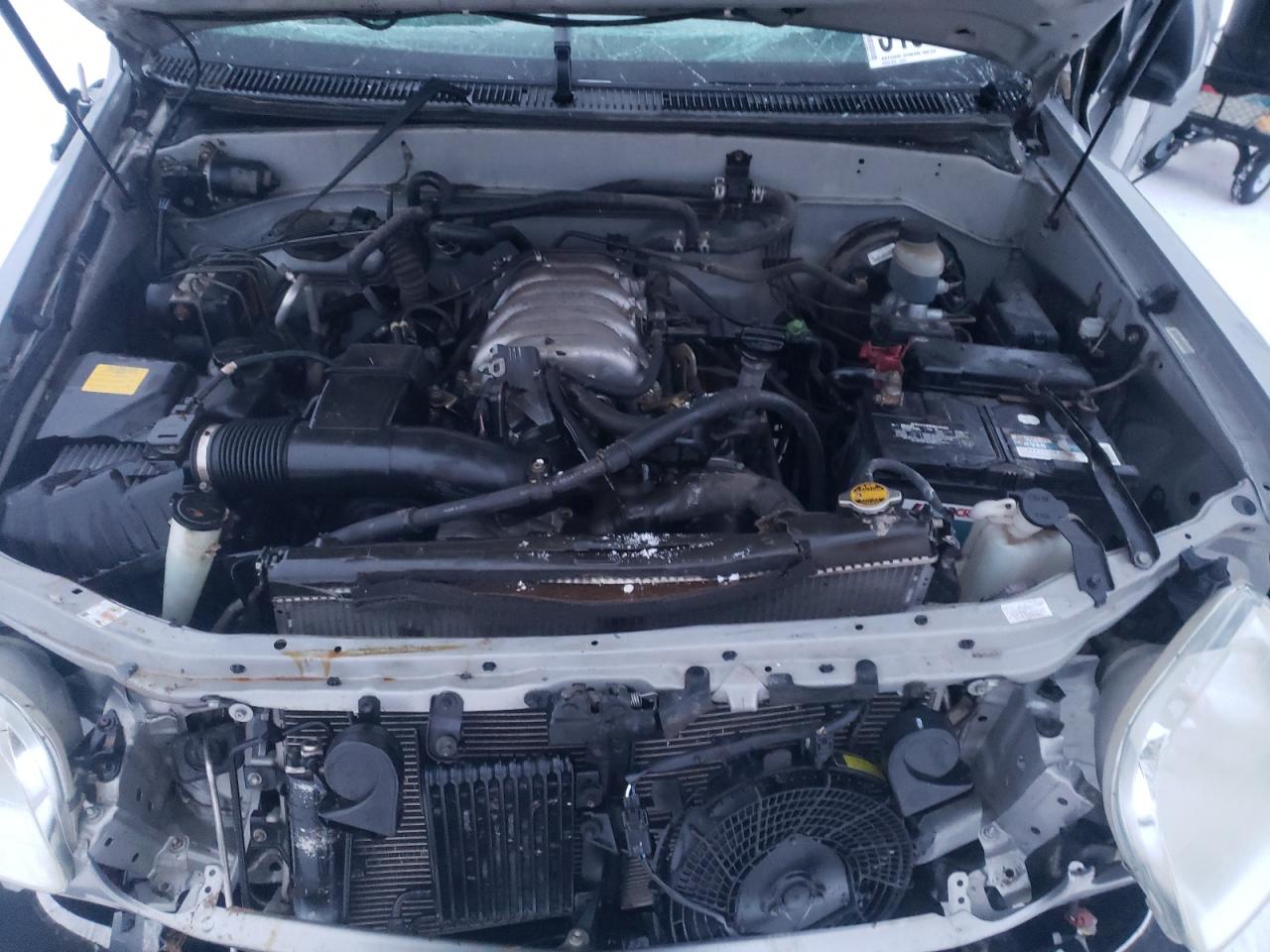Photo 7 from auction – 2004 TOYOTA SEQUOIA LI with VIN 5TDBT48A24S226774