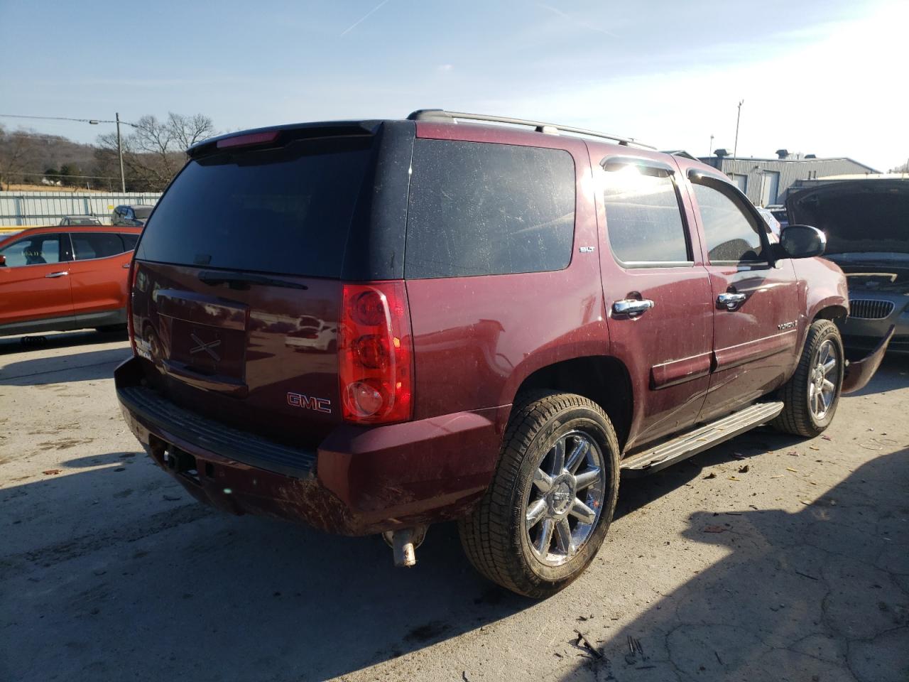 Photo 4 from auction – 2008 GMC YUKON with VIN 1GKFC13038R246667