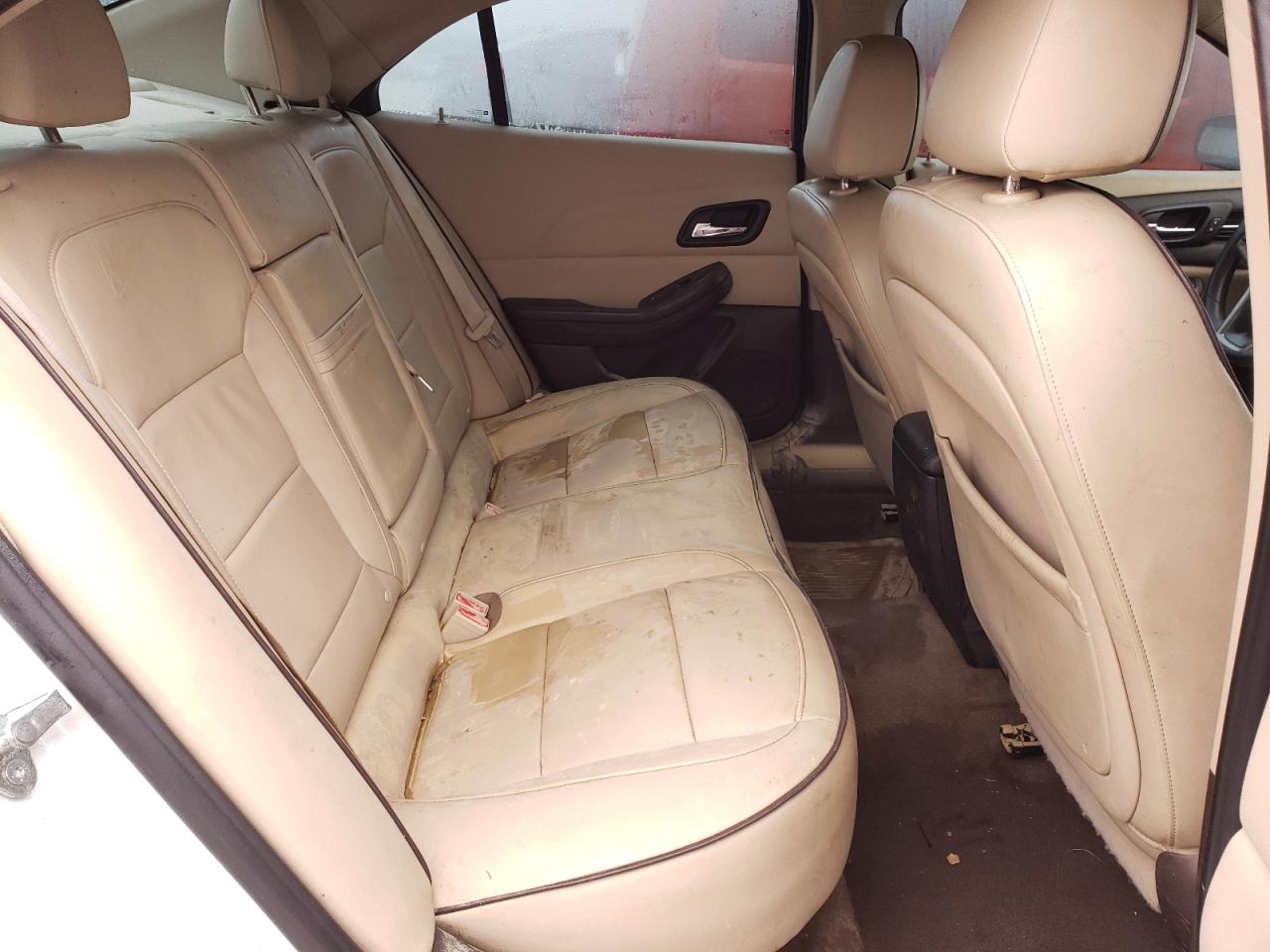 Photo 6 from auction – 2015 CHEVROLET MALIBU 1LT with VIN 1G11C5SL5FU148249