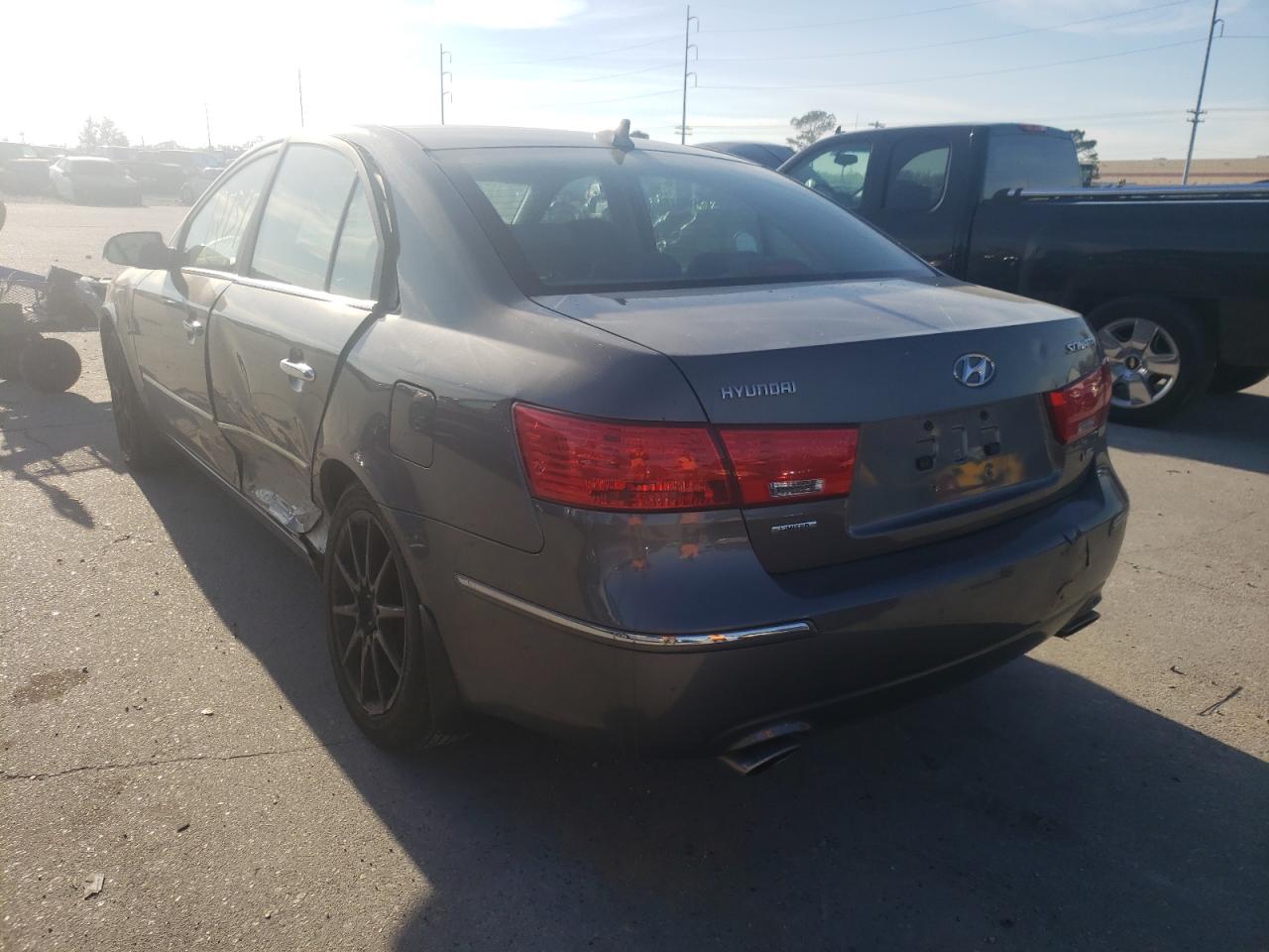 Photo 3 from auction – 2010 HYUNDAI SONATA SE with VIN 5NPEU4AF4AH594052