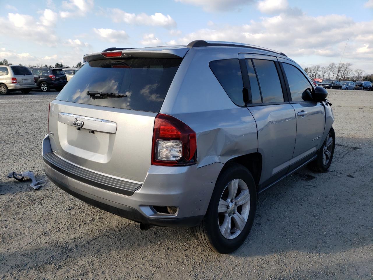 Photo 4 from auction – 2015 JEEP COMPASS SP with VIN 1C4NJDBB0FD108256
