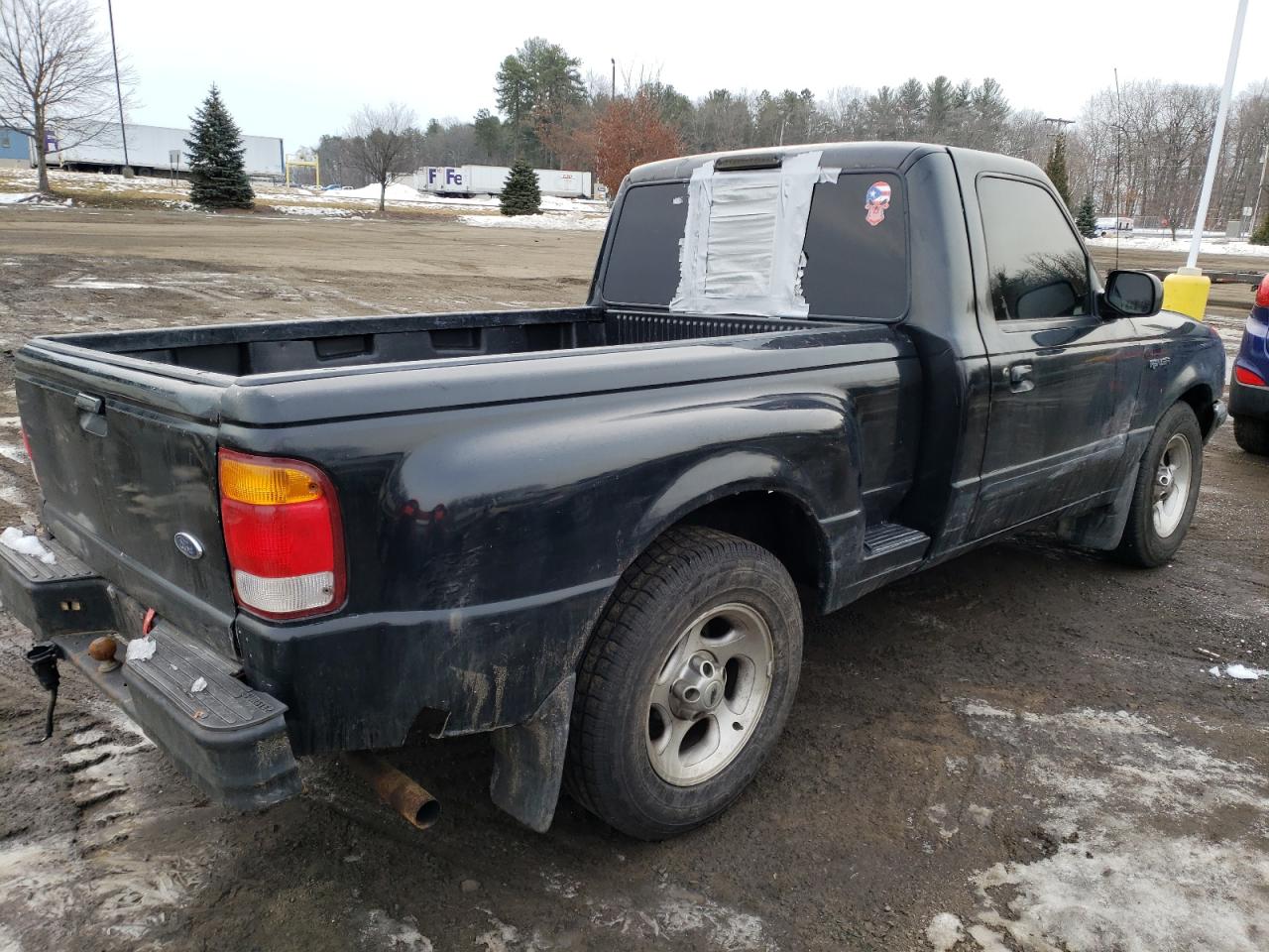 Photo 4 from auction – 1998 FORD RANGER with VIN 1FTYR10X6WPB05749