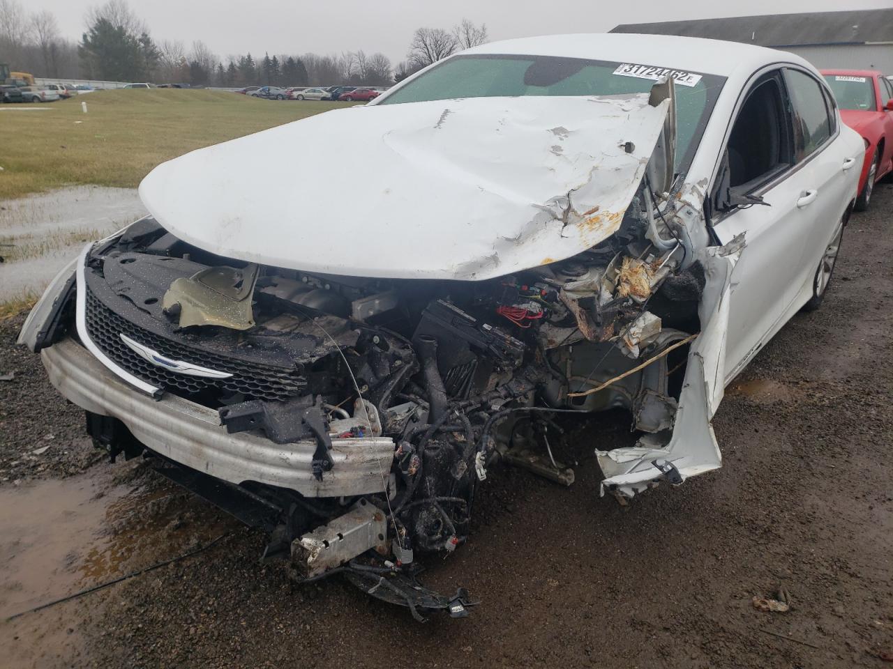 Photo 2 from auction – 2015 CHRYSLER 200 LIMITE with VIN 1C3CCCAB4FN599913