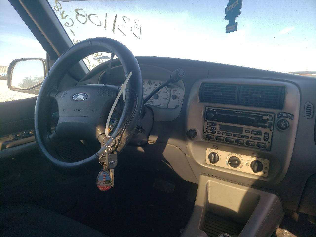 Photo 9 from auction – 2002 FORD EXPLORER S with VIN 1FMZU67E52UB31108