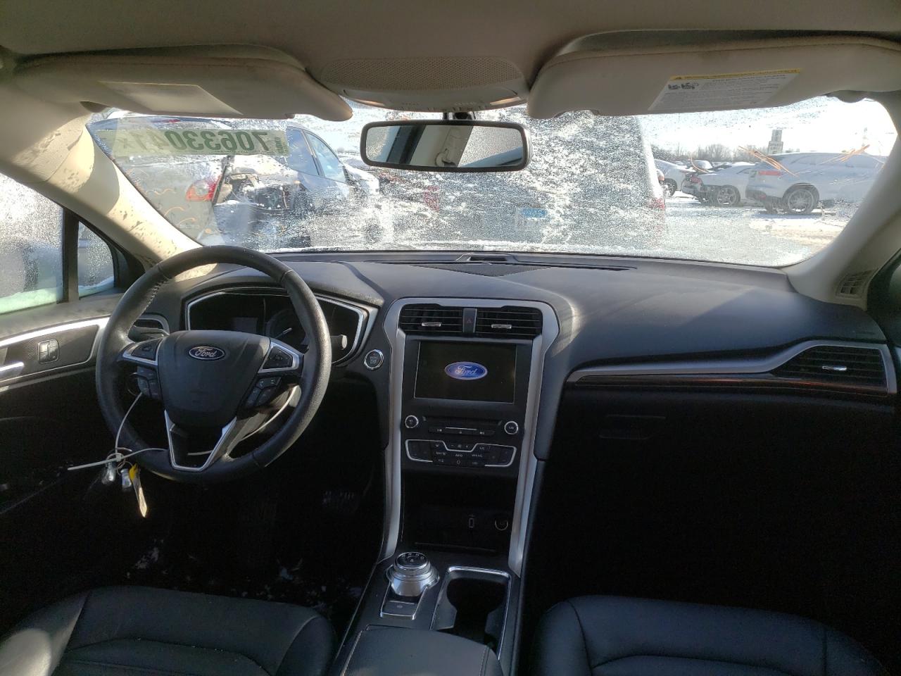 Photo 9 from auction – 2018 FORD FUSION SE with VIN 3FA6P0T97JR180147