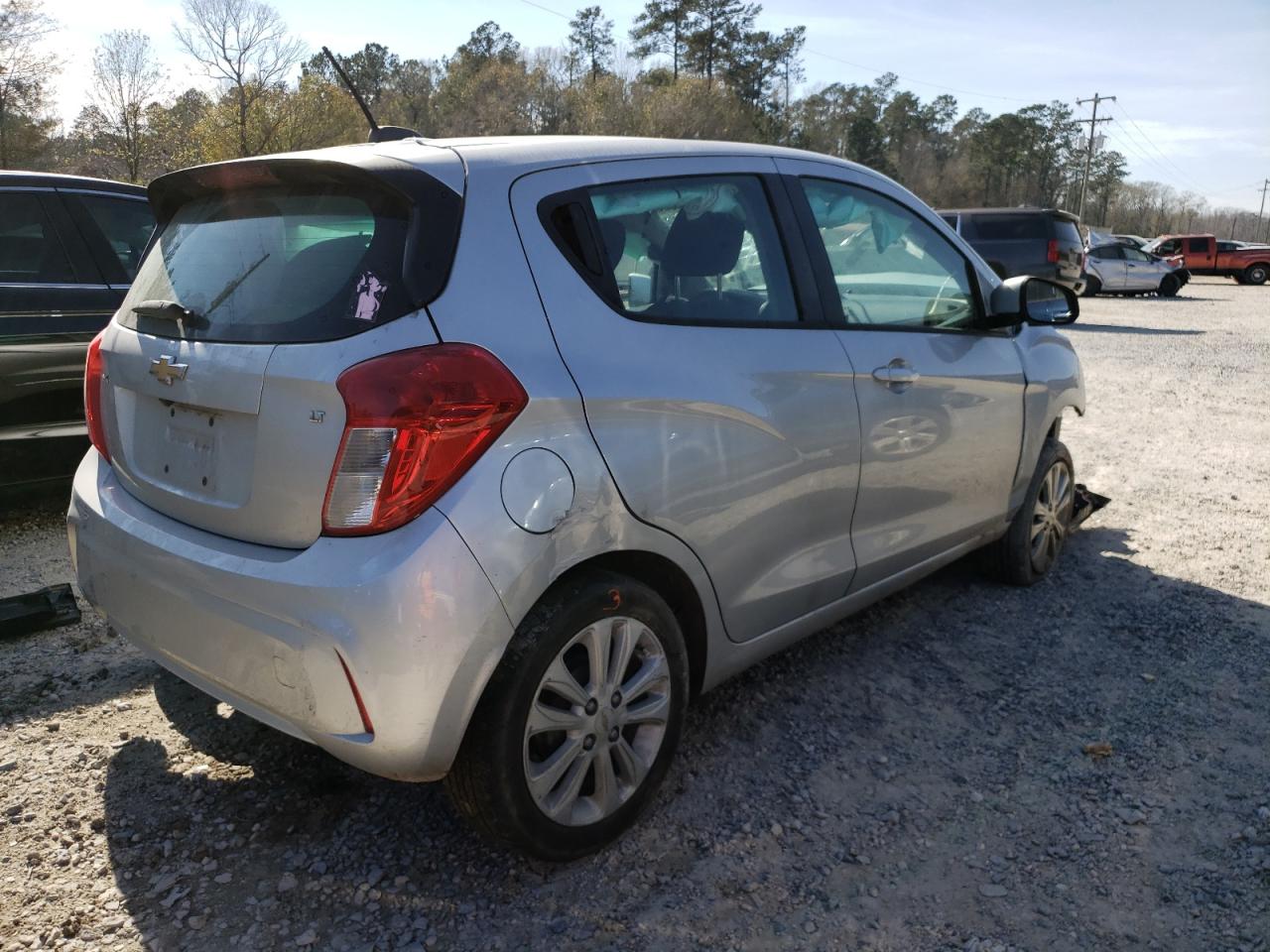 Photo 4 from auction – 2017 CHEVROLET SPARK 1LT with VIN KL8CD6SA4HC704408