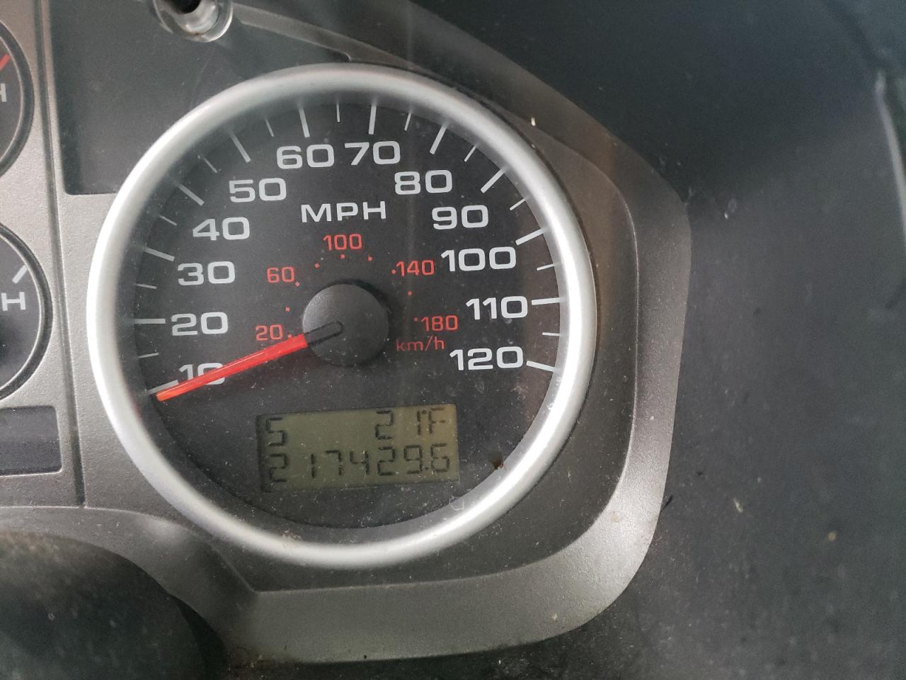 Photo 8 from auction – 2004 FORD F150 with VIN 1FTPX14594KD95635
