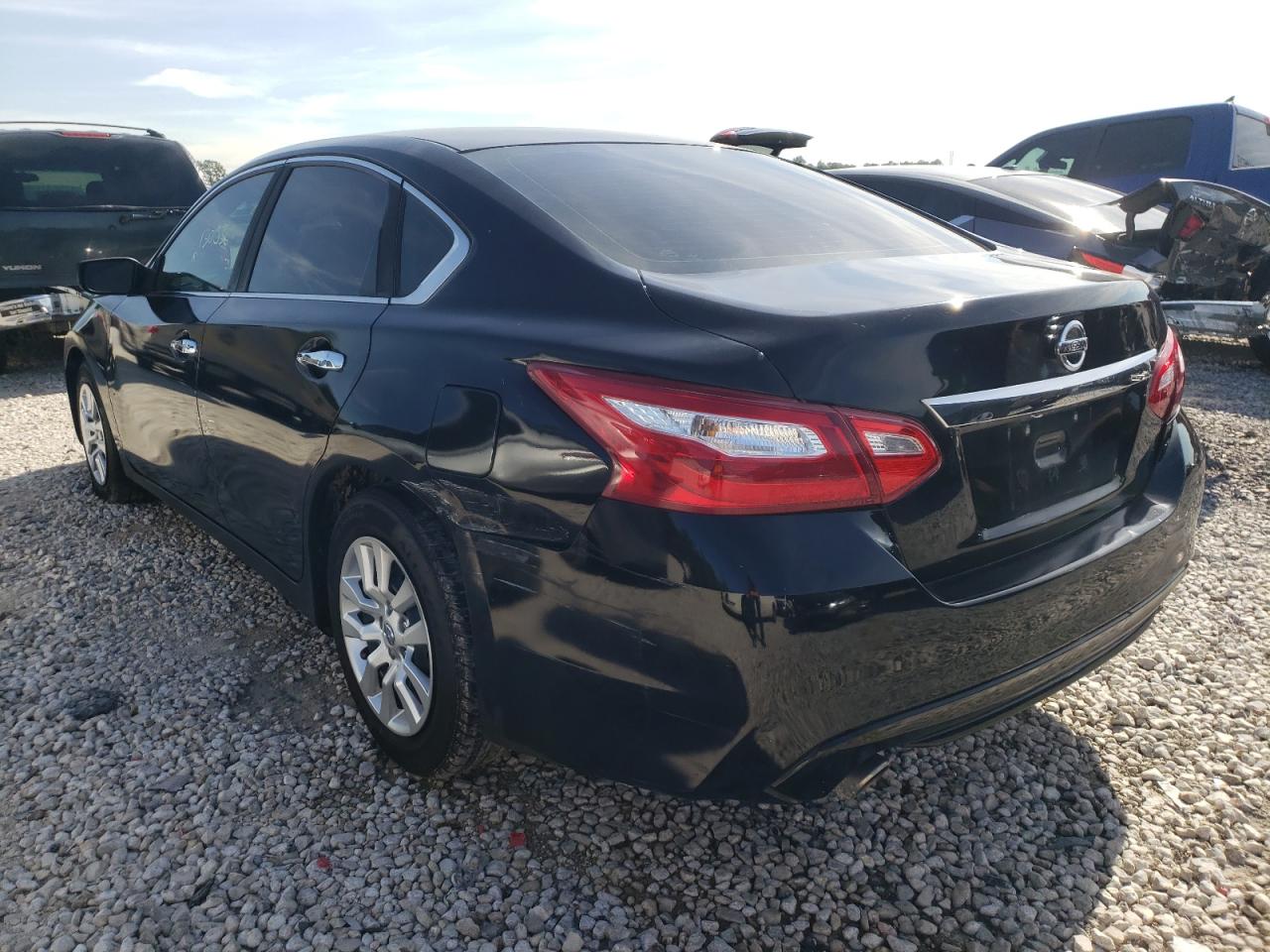 Photo 3 from auction – 2016 NISSAN ALTIMA 2.5 with VIN 1N4AL3AP0GN304733