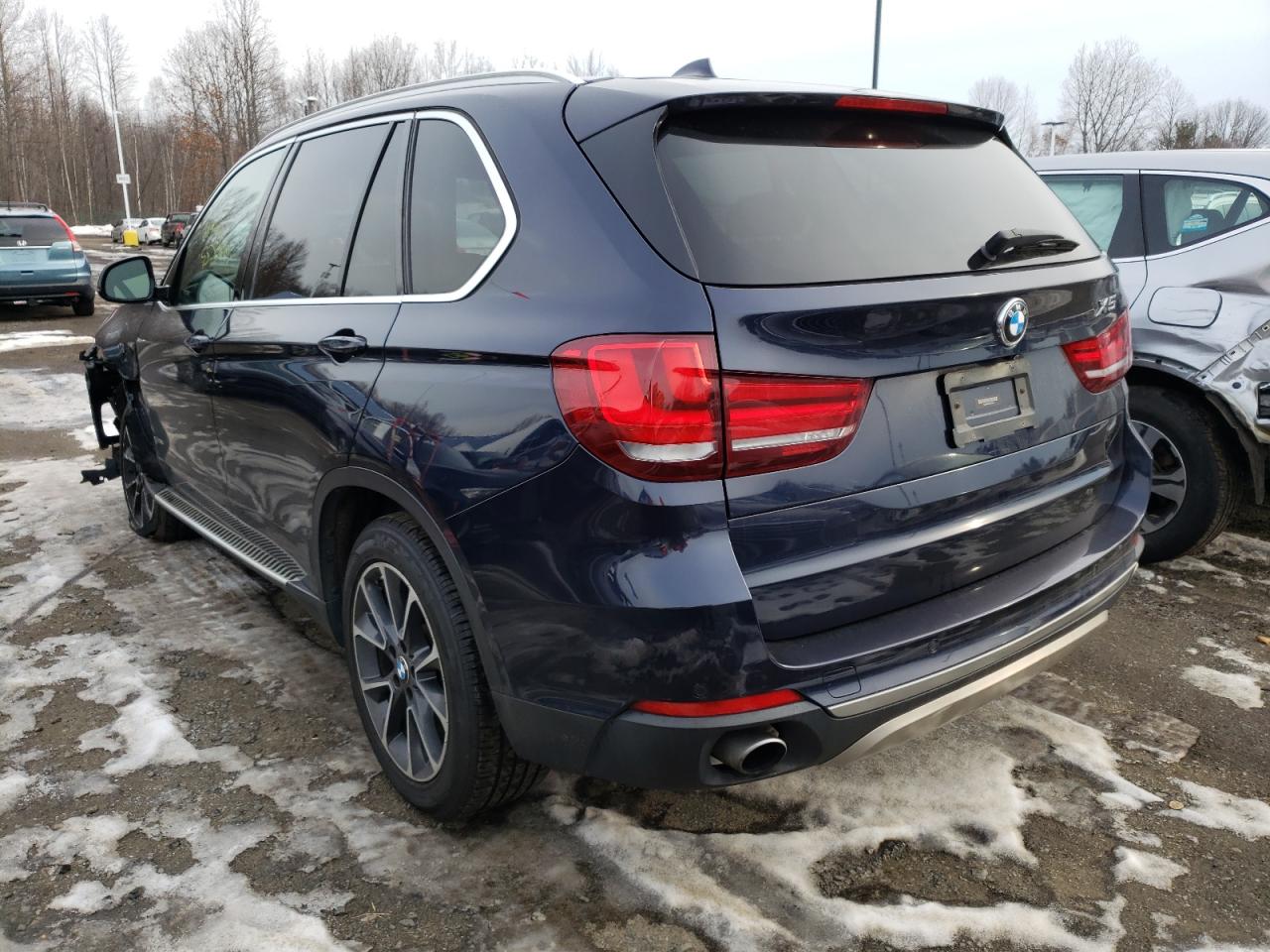 Photo 3 from auction – 2015 BMW X5 XDRIVE3 with VIN 5UXKR0C50F0P10187