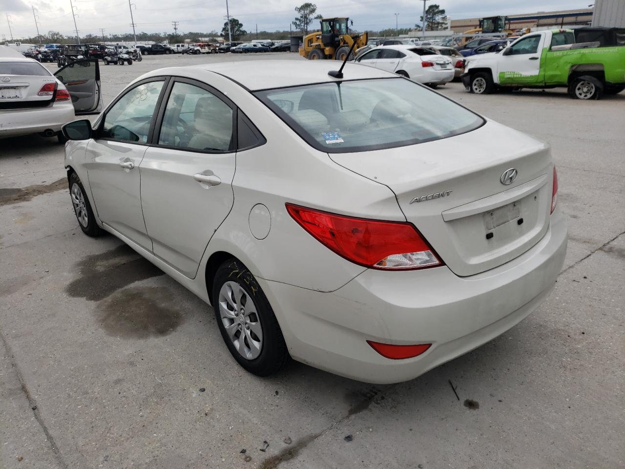 Photo 3 from auction – 2017 HYUNDAI ACCENT SE with VIN KMHCT4AE4HU238147
