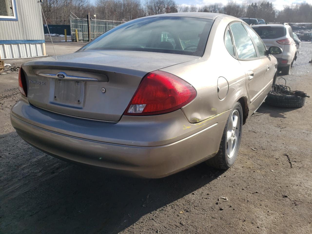 Photo 4 from auction – 2003 FORD TAURUS SE with VIN 1FAFP53U23A254427