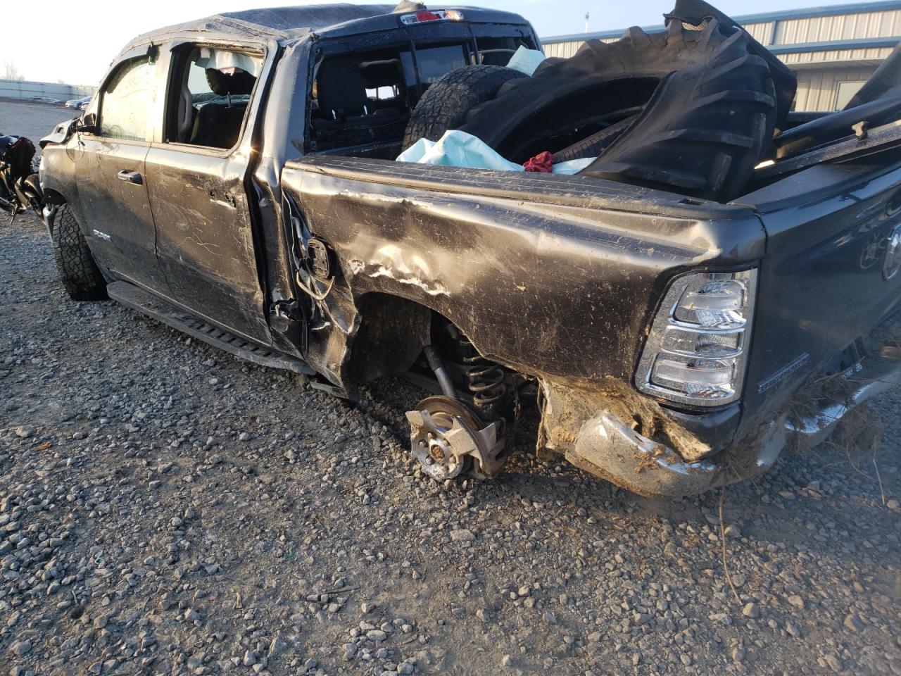 Photo 3 from auction – 2020 RAM 1500 BIG H with VIN 1C6SRFFT3LN297282