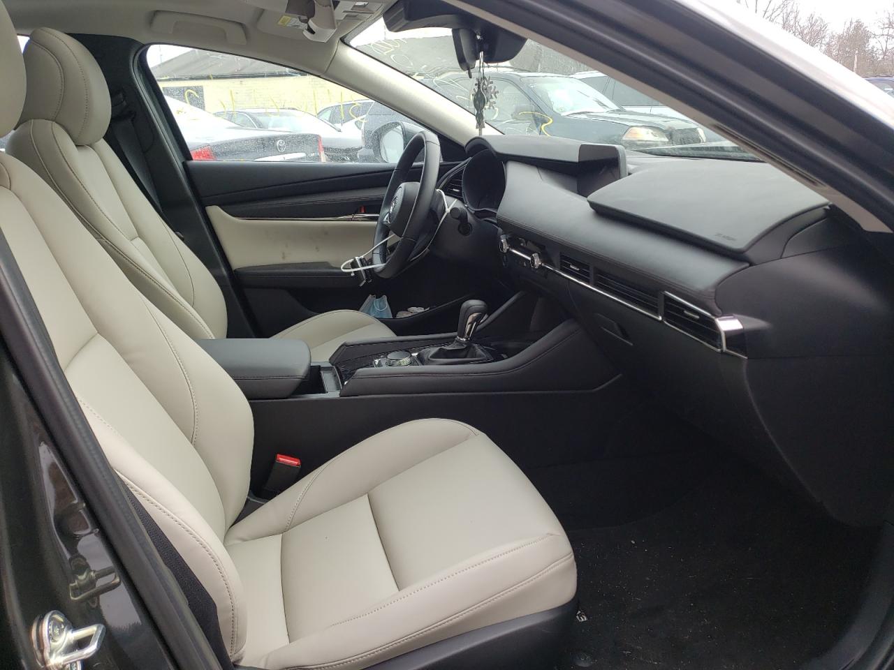 Photo 5 from auction – 2021 MAZDA 3 PREFERRE with VIN 3MZBPBCL6MM252101