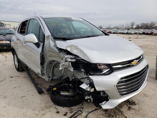 CHEVROLET TRAX LS 2022 with VIN KL7CJNSM7NB501757 - Photo from auction