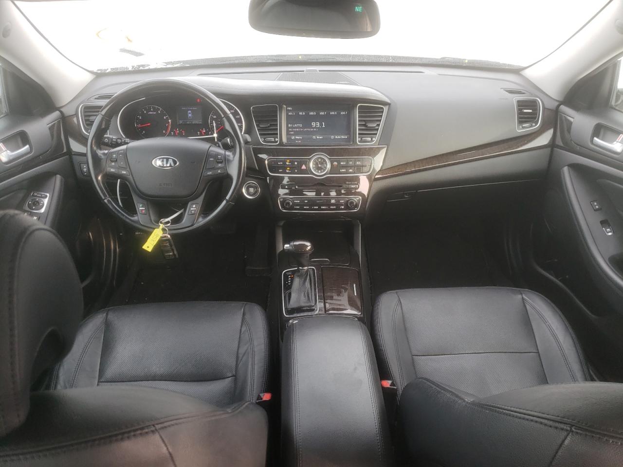 Photo 9 from auction – 2015 KIA CADENZA PR with VIN KNALN4D76F5177237